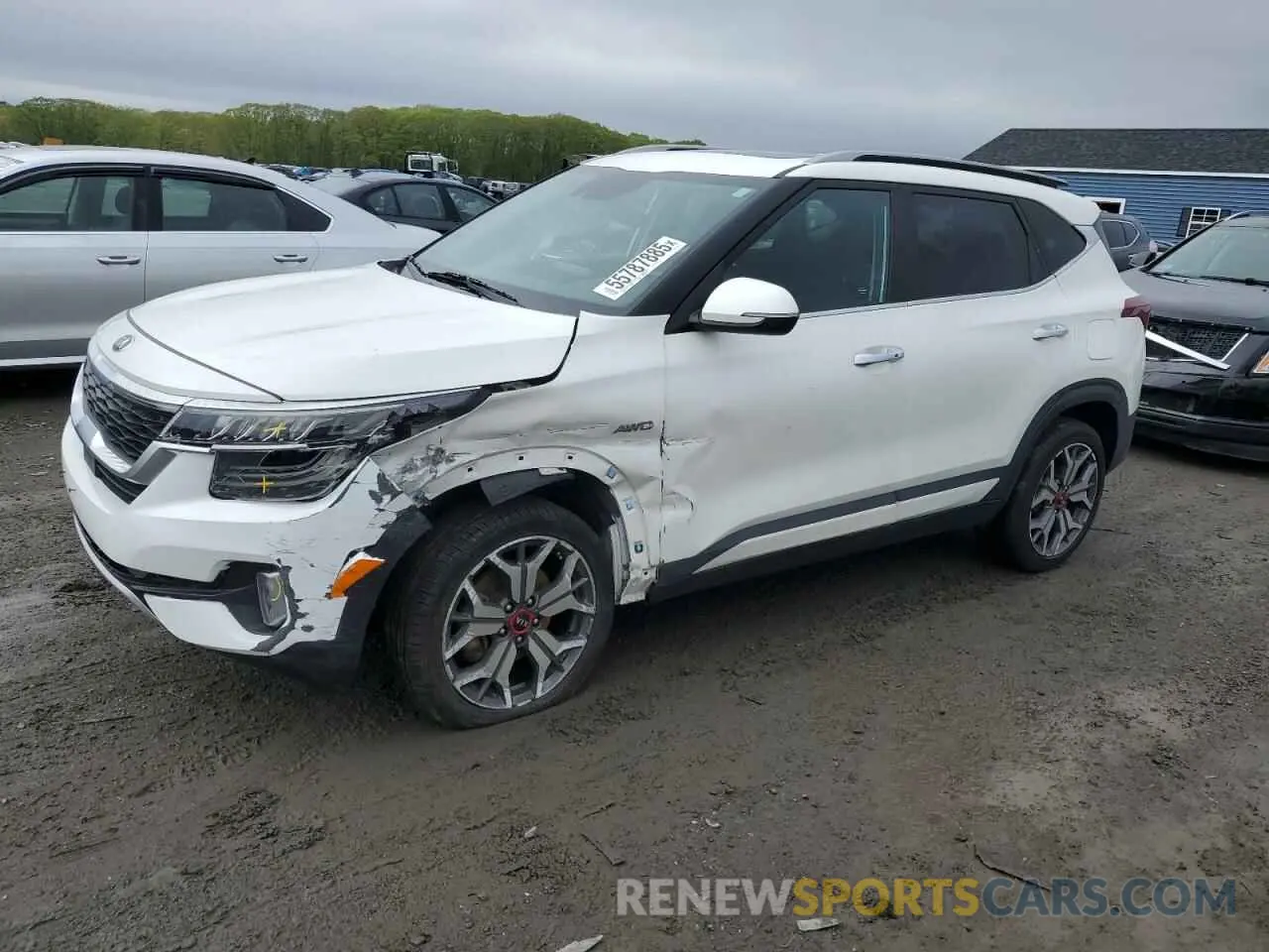 1 Photograph of a damaged car KNDETCA21M7189379 KIA SELTOS 2021