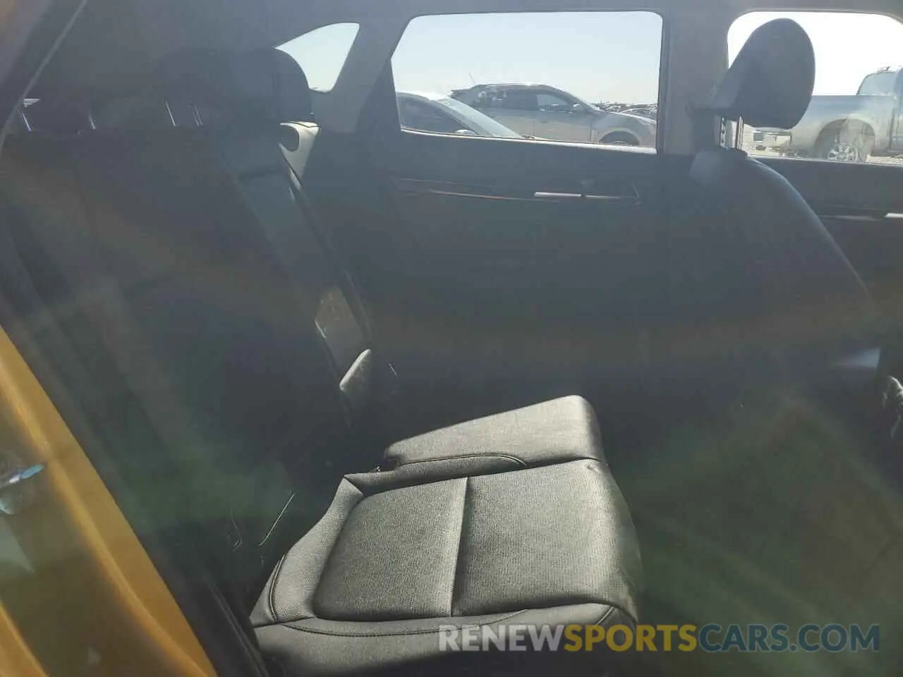 11 Photograph of a damaged car KNDETCA22M7054427 KIA SELTOS 2021