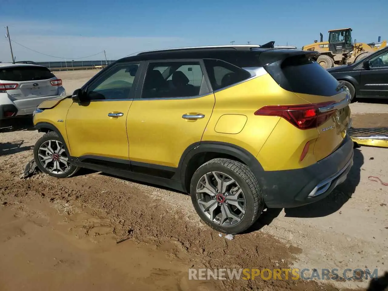 2 Photograph of a damaged car KNDETCA22M7054427 KIA SELTOS 2021