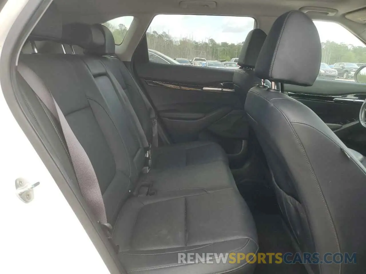 11 Photograph of a damaged car KNDETCA22M7082096 KIA SELTOS 2021