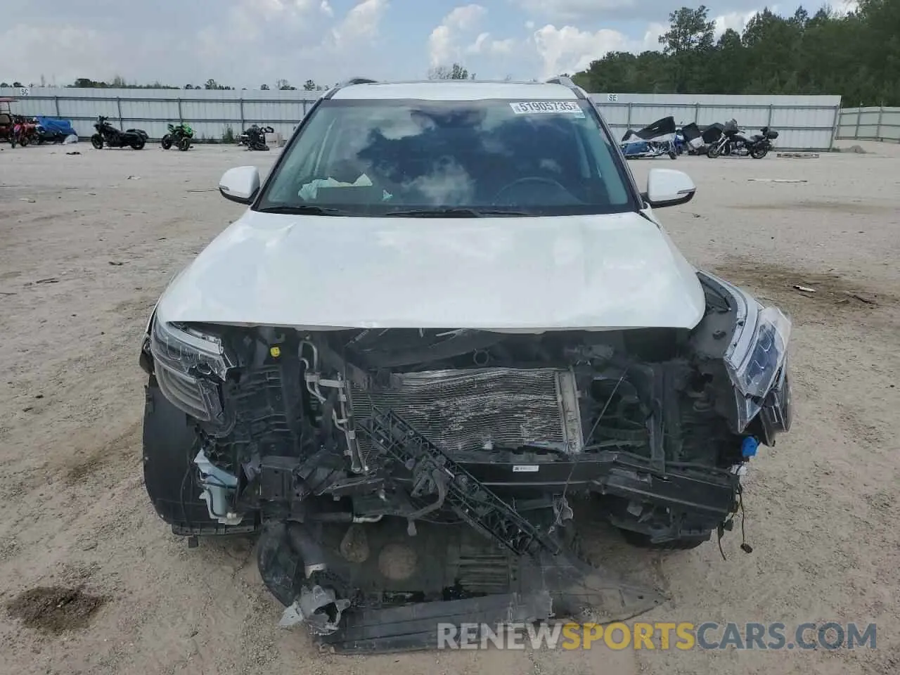 5 Photograph of a damaged car KNDETCA22M7082096 KIA SELTOS 2021