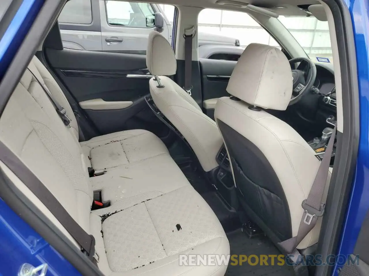 10 Photograph of a damaged car KNDETCA22M7090246 KIA SELTOS 2021