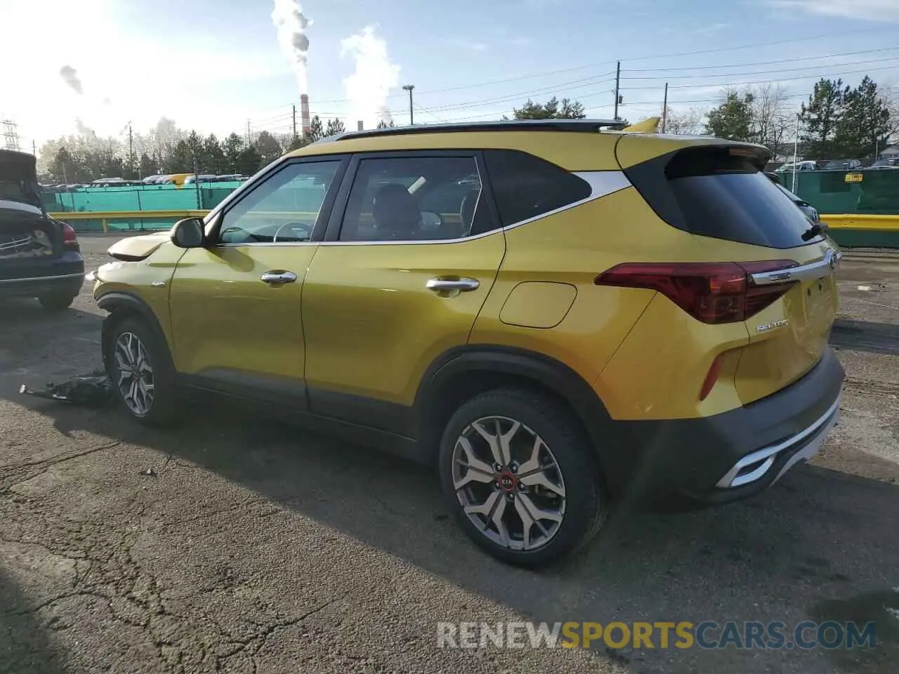 2 Photograph of a damaged car KNDETCA22M7178648 KIA SELTOS 2021