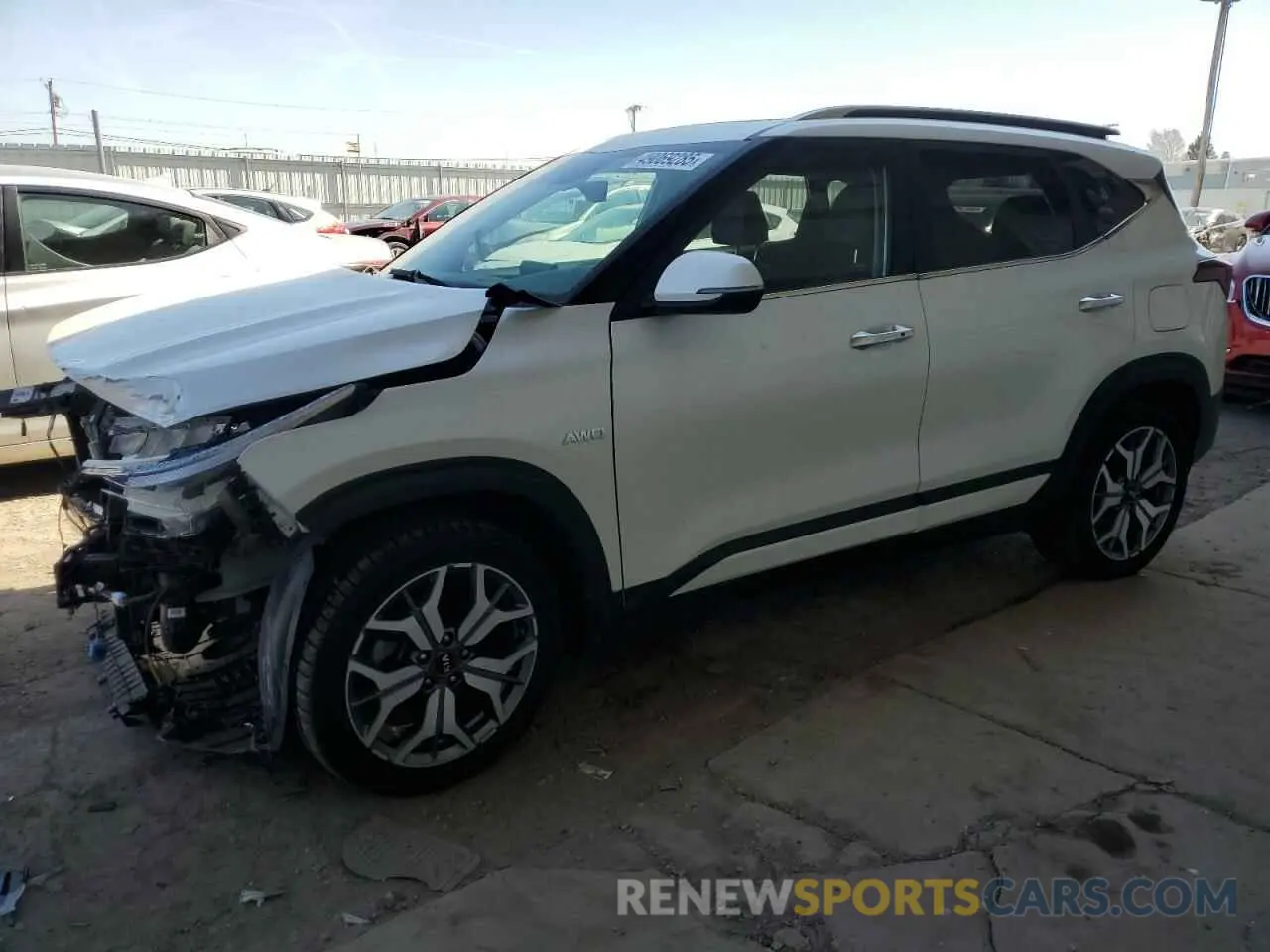 1 Photograph of a damaged car KNDETCA23M7082933 KIA SELTOS 2021