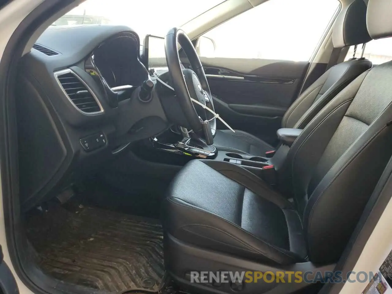 7 Photograph of a damaged car KNDETCA23M7082933 KIA SELTOS 2021