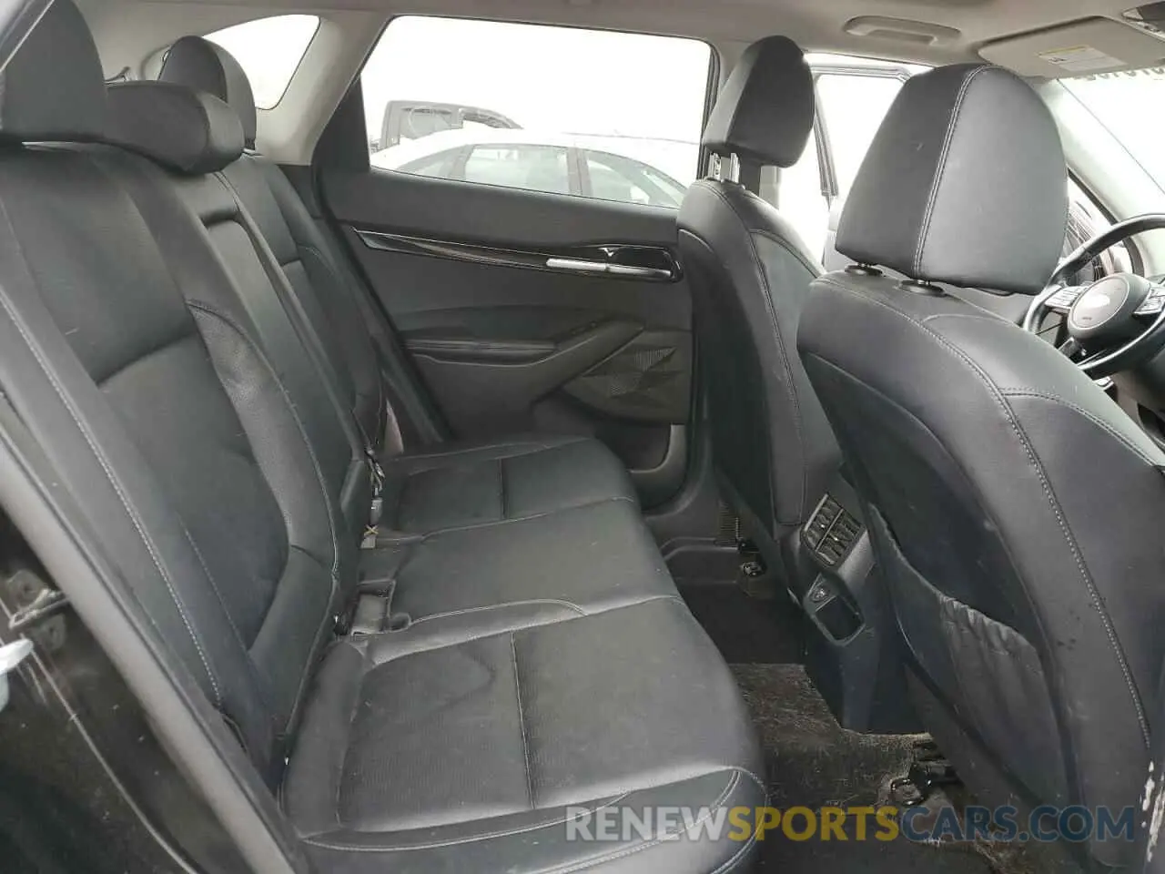 11 Photograph of a damaged car KNDETCA23M7145724 KIA SELTOS 2021