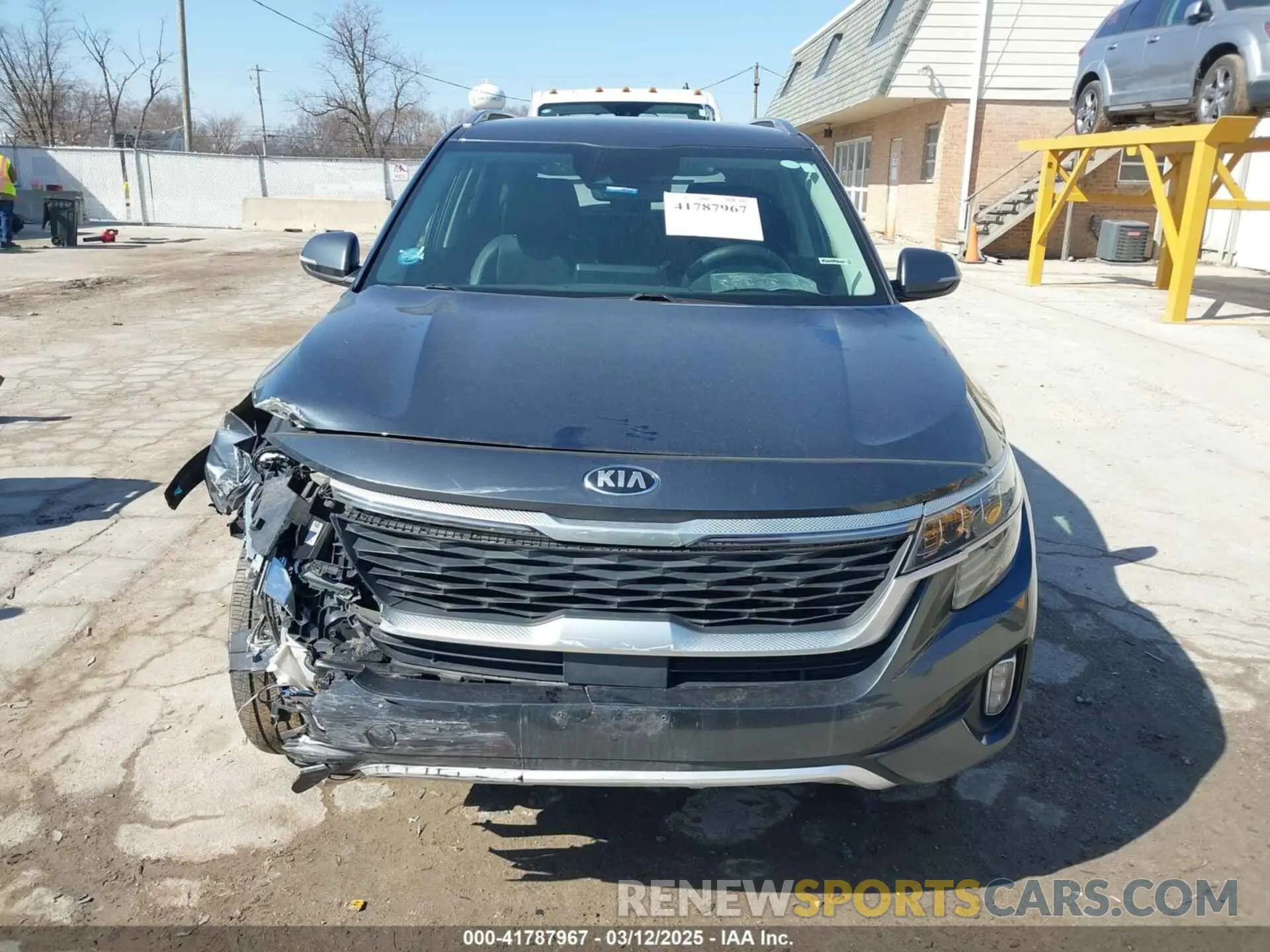 13 Photograph of a damaged car KNDETCA24M7116667 KIA SELTOS 2021