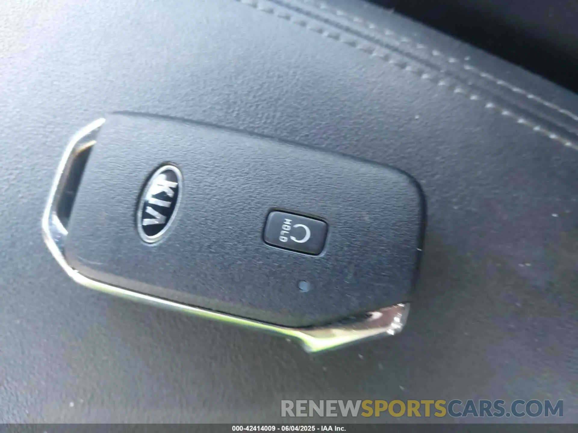 11 Photograph of a damaged car KNDETCA24M7209981 KIA SELTOS 2021