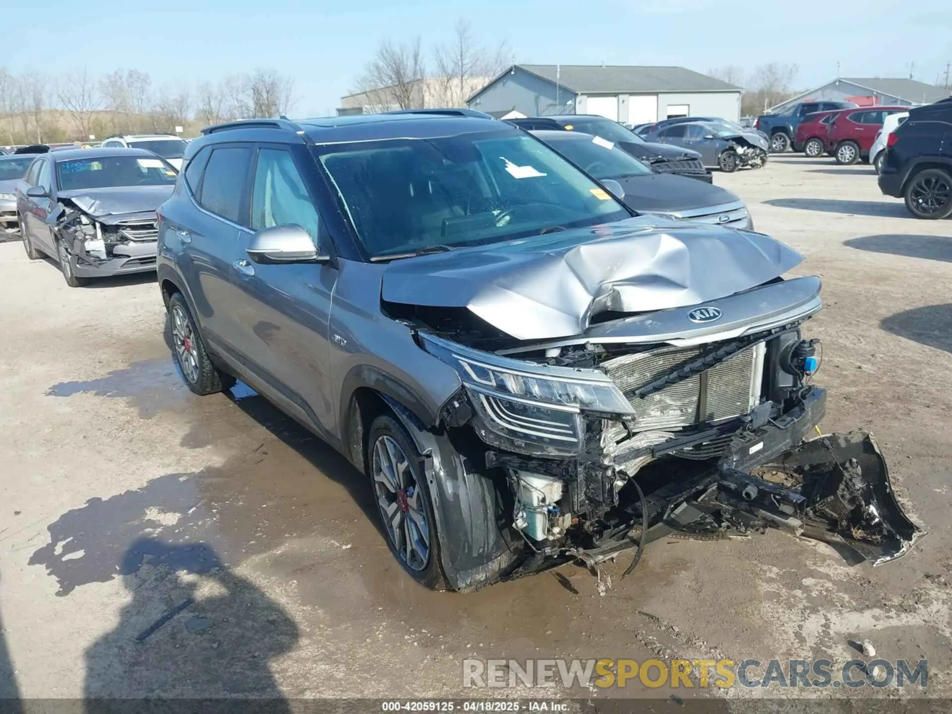 1 Photograph of a damaged car KNDETCA25M7073876 KIA SELTOS 2021