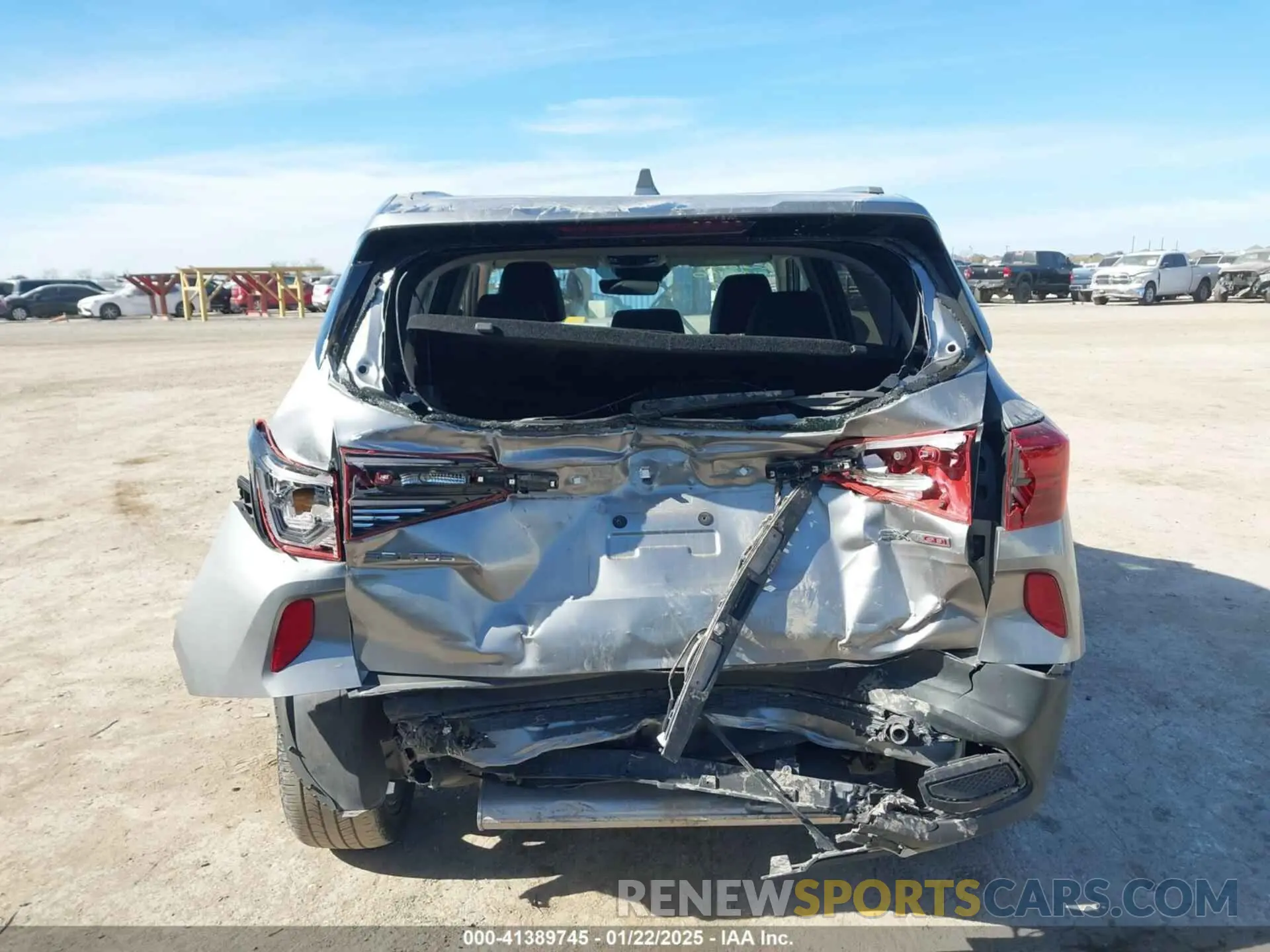 16 Photograph of a damaged car KNDETCA25M7197677 KIA SELTOS 2021
