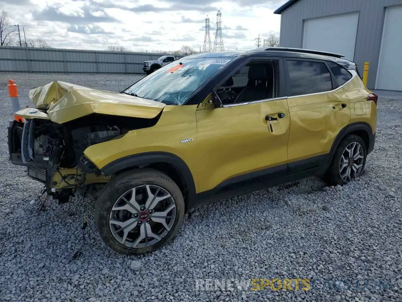 1 Photograph of a damaged car KNDETCA26M7060649 KIA SELTOS 2021
