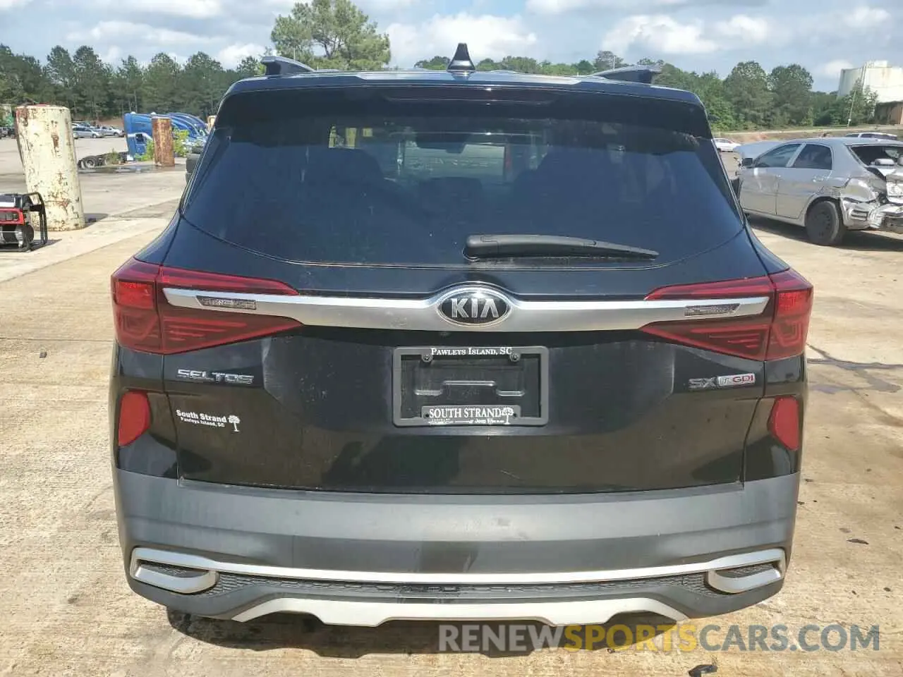6 Photograph of a damaged car KNDETCA26M7140887 KIA SELTOS 2021
