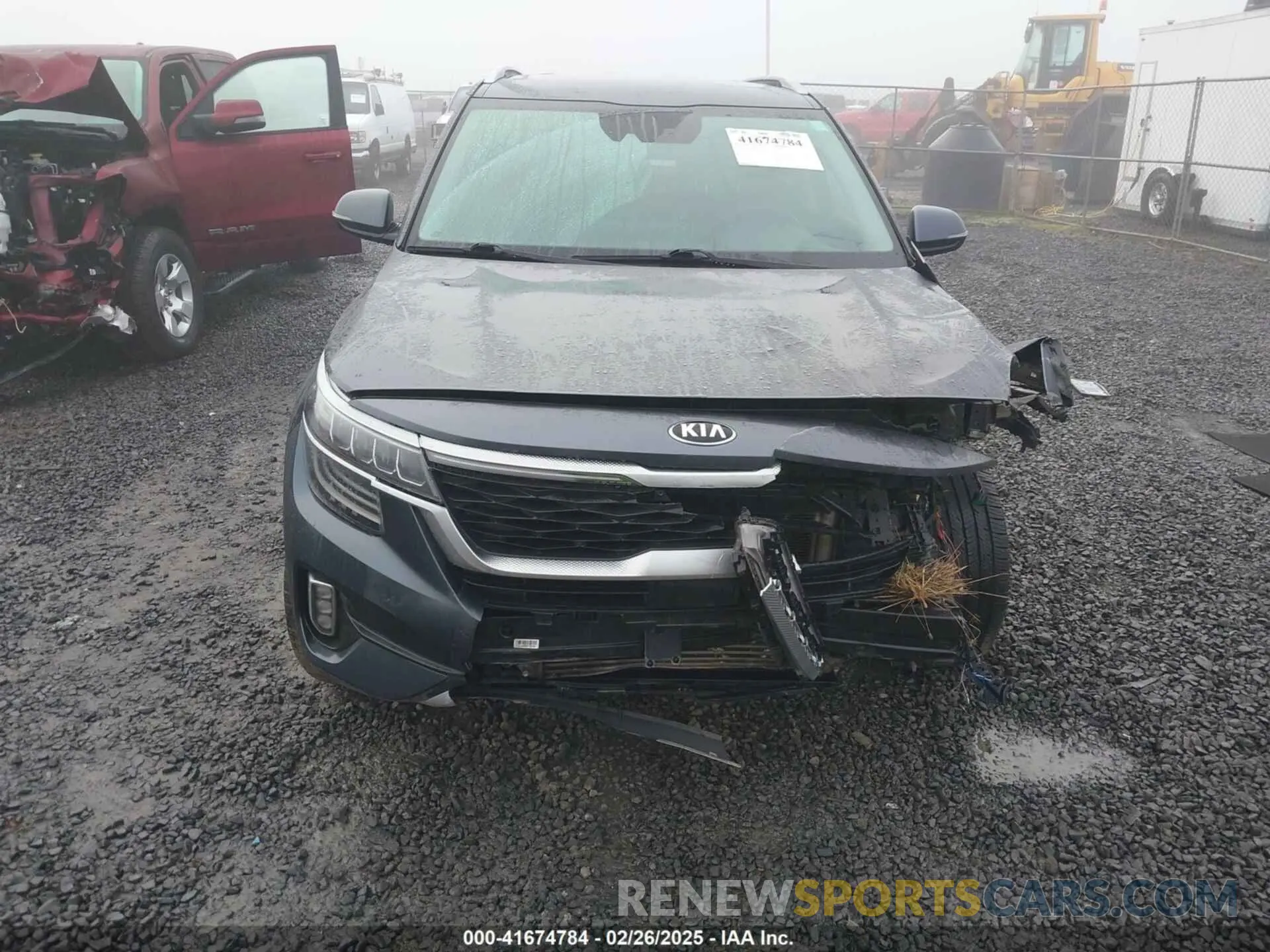 12 Photograph of a damaged car KNDETCA26M7182220 KIA SELTOS 2021