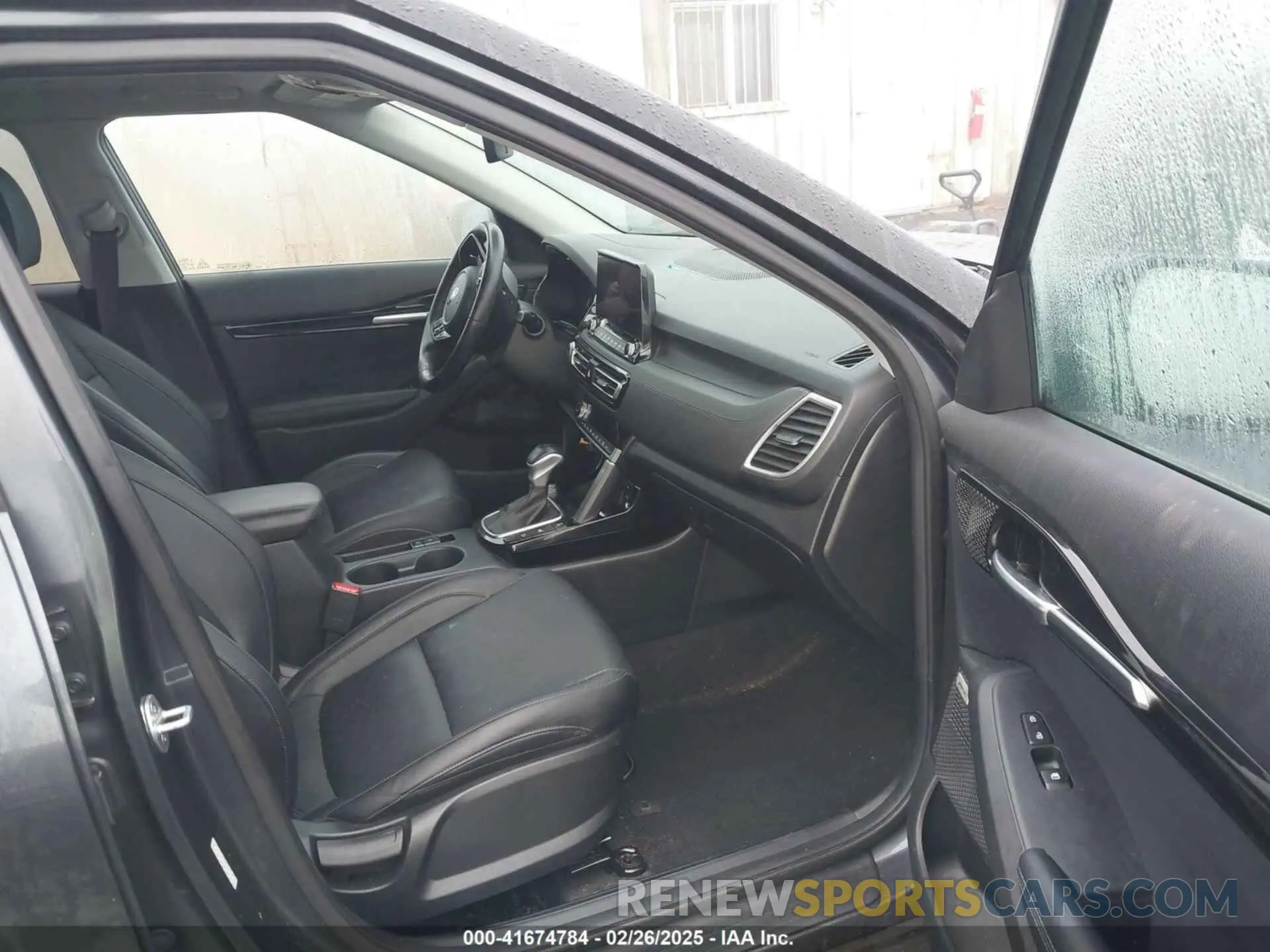 5 Photograph of a damaged car KNDETCA26M7182220 KIA SELTOS 2021