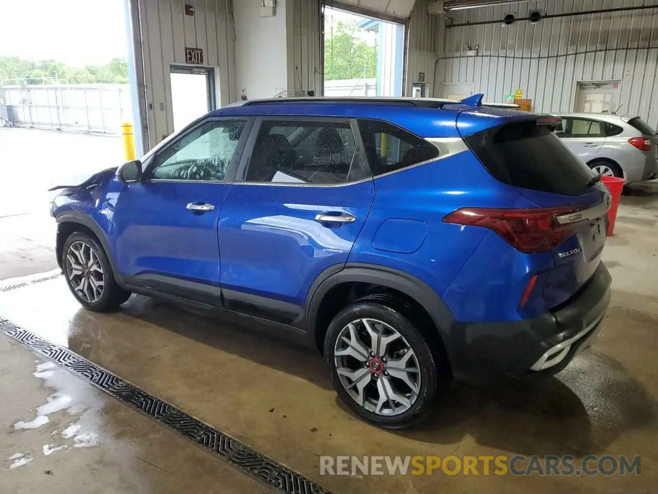 2 Photograph of a damaged car KNDETCA27M7183618 KIA SELTOS 2021