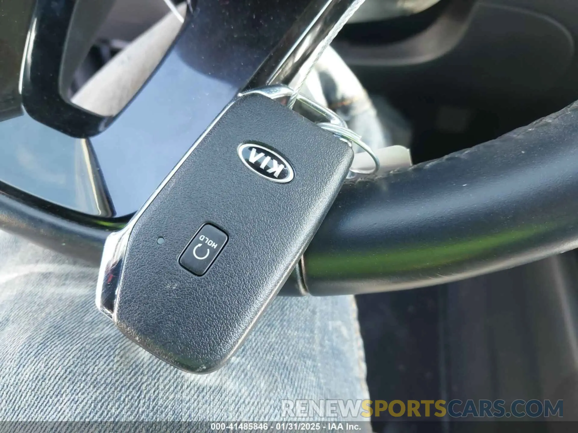 11 Photograph of a damaged car KNDETCA27M7186695 KIA SELTOS 2021