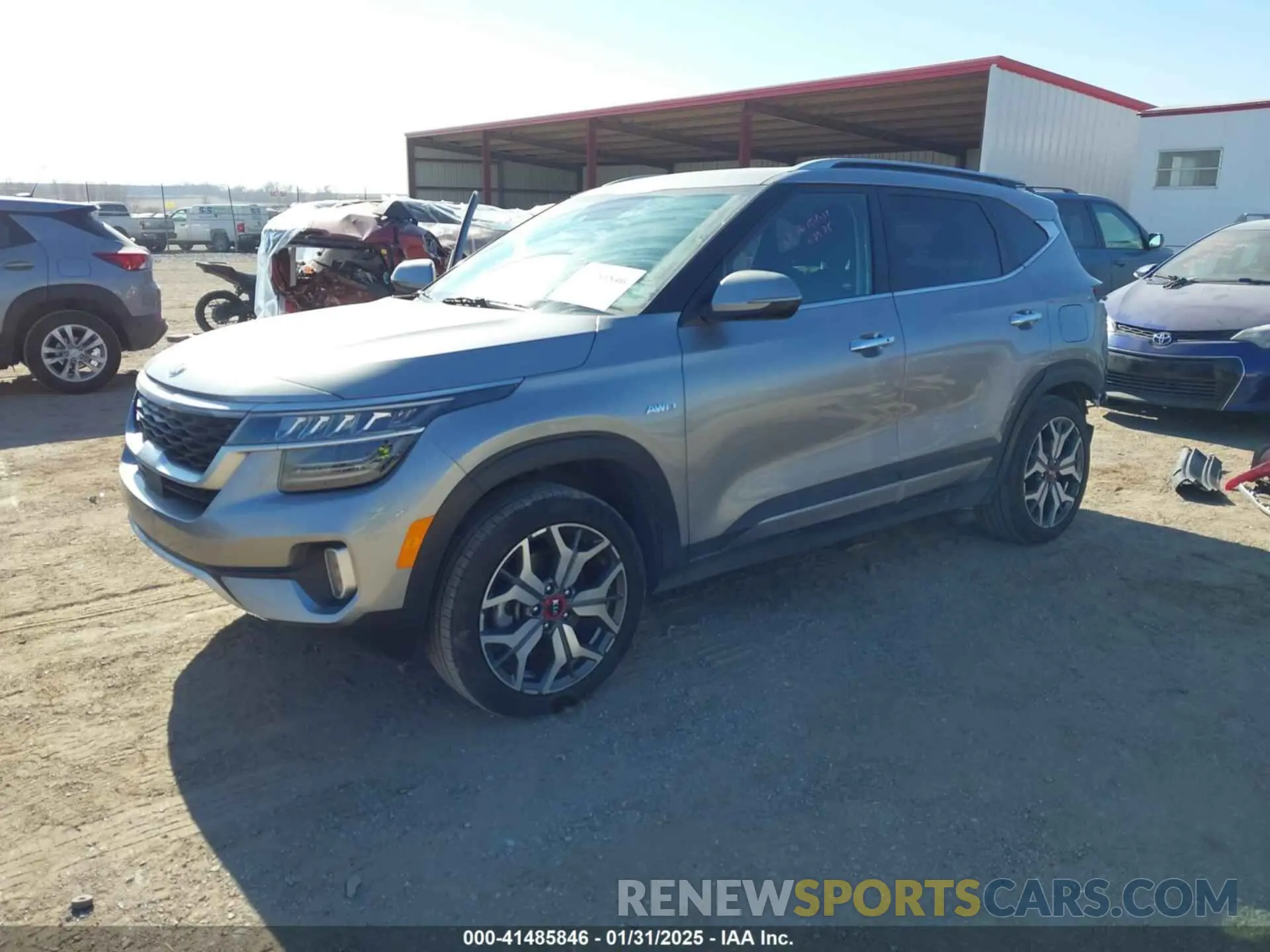 2 Photograph of a damaged car KNDETCA27M7186695 KIA SELTOS 2021