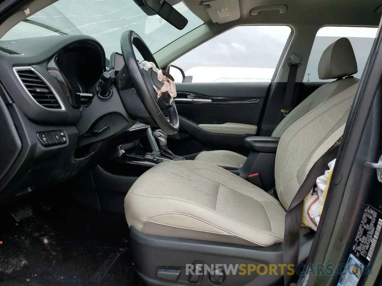 7 Photograph of a damaged car KNDETCA27M7203303 KIA SELTOS 2021