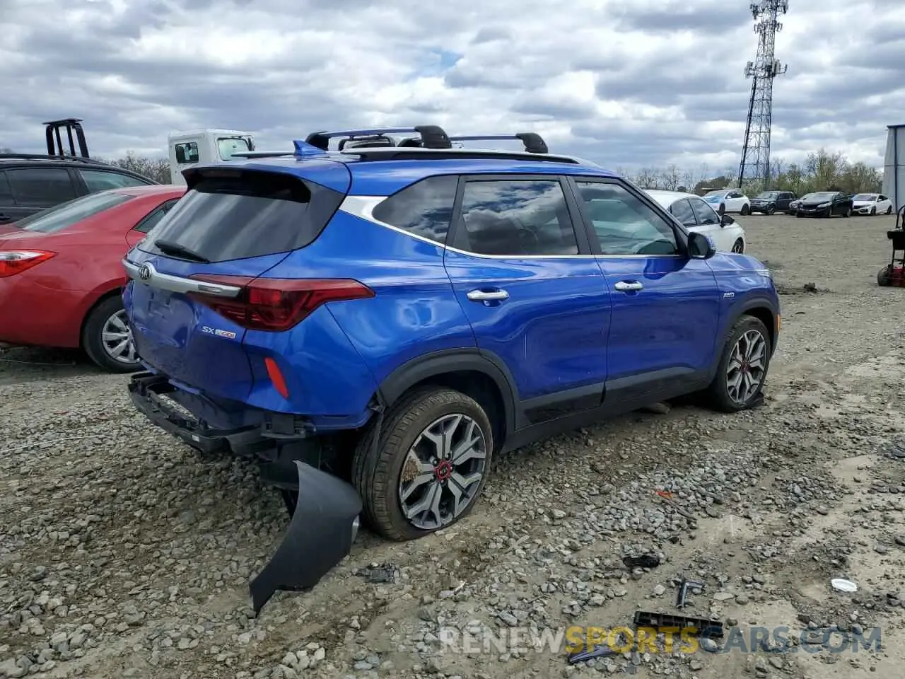 3 Photograph of a damaged car KNDETCA28M7037129 KIA SELTOS 2021