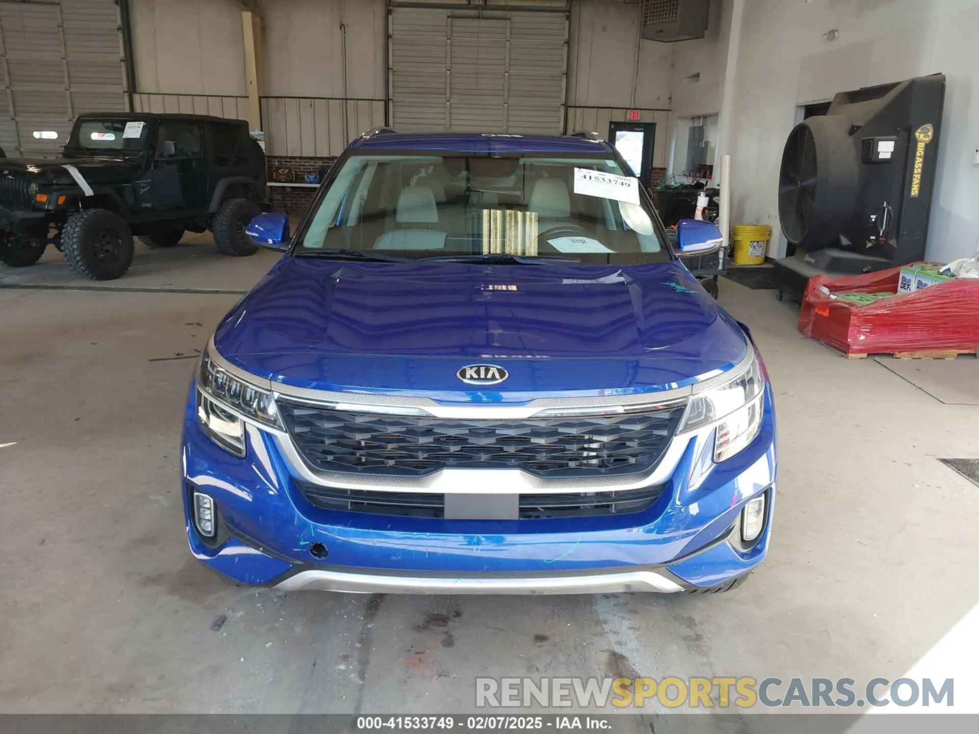 12 Photograph of a damaged car KNDETCA28M7154385 KIA SELTOS 2021
