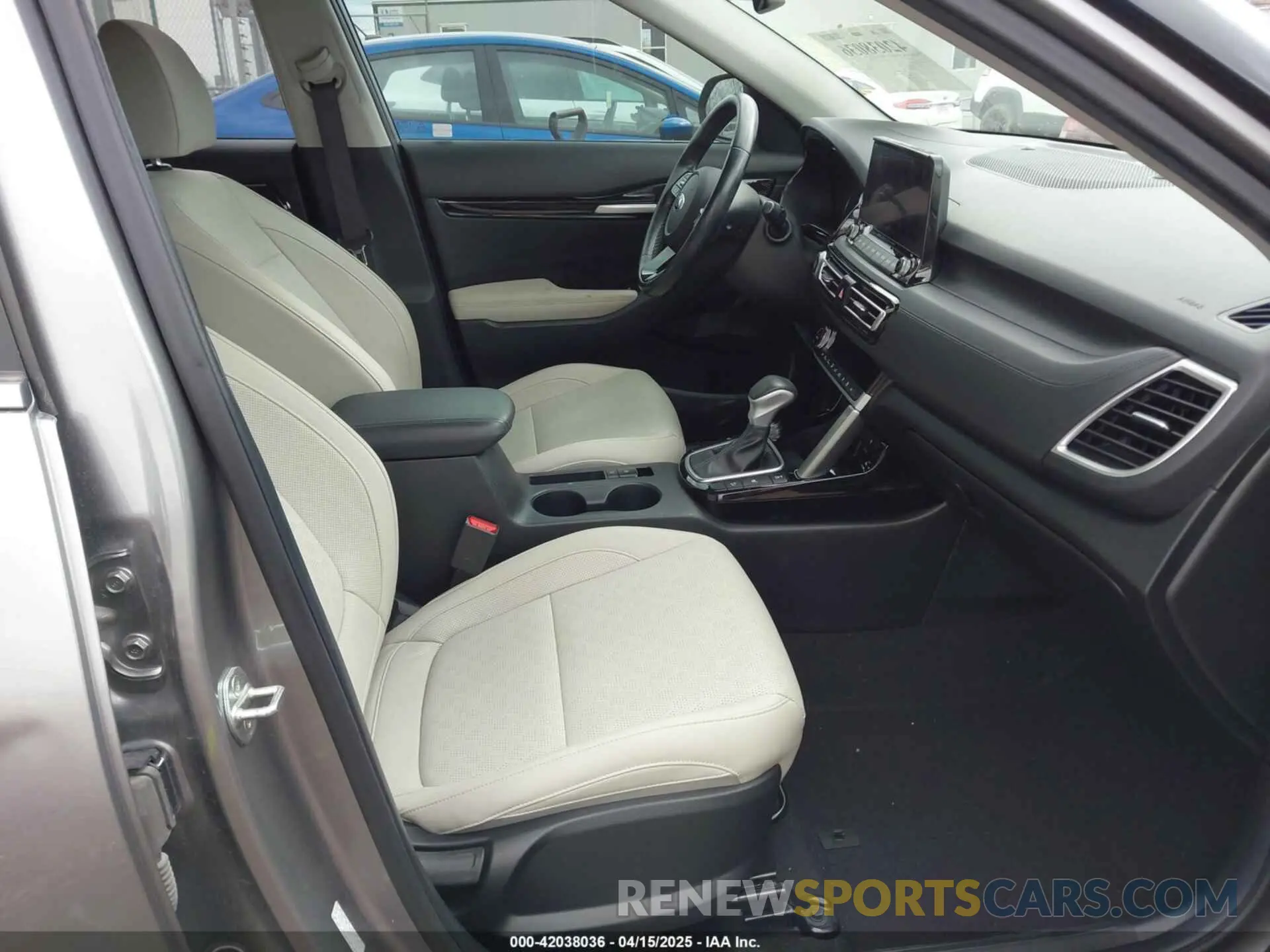 5 Photograph of a damaged car KNDETCA28M7161143 KIA SELTOS 2021