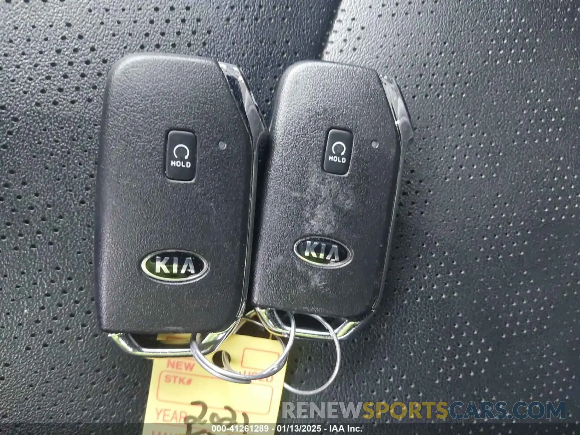 11 Photograph of a damaged car KNDETCA28M7166732 KIA SELTOS 2021