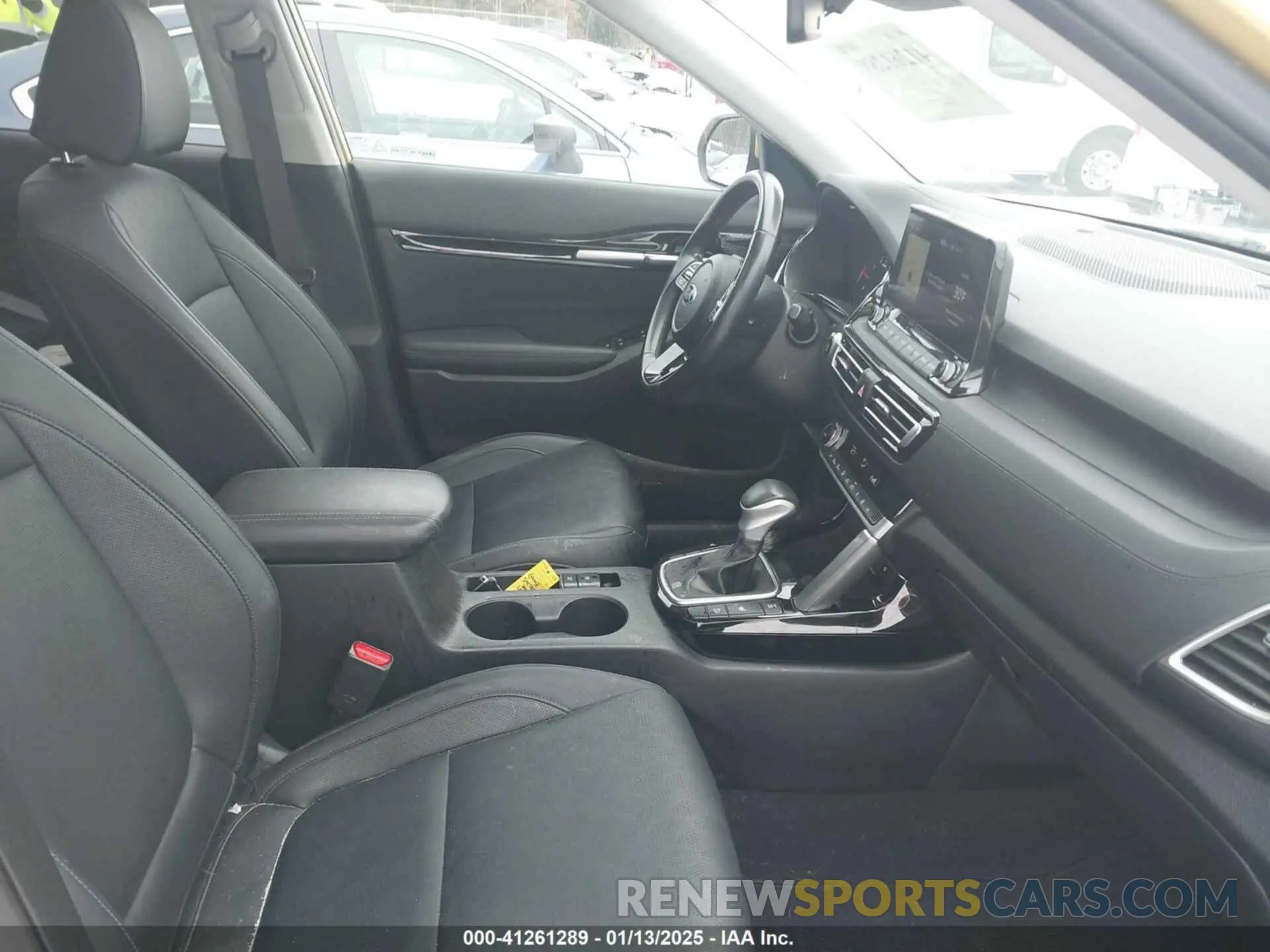 5 Photograph of a damaged car KNDETCA28M7166732 KIA SELTOS 2021
