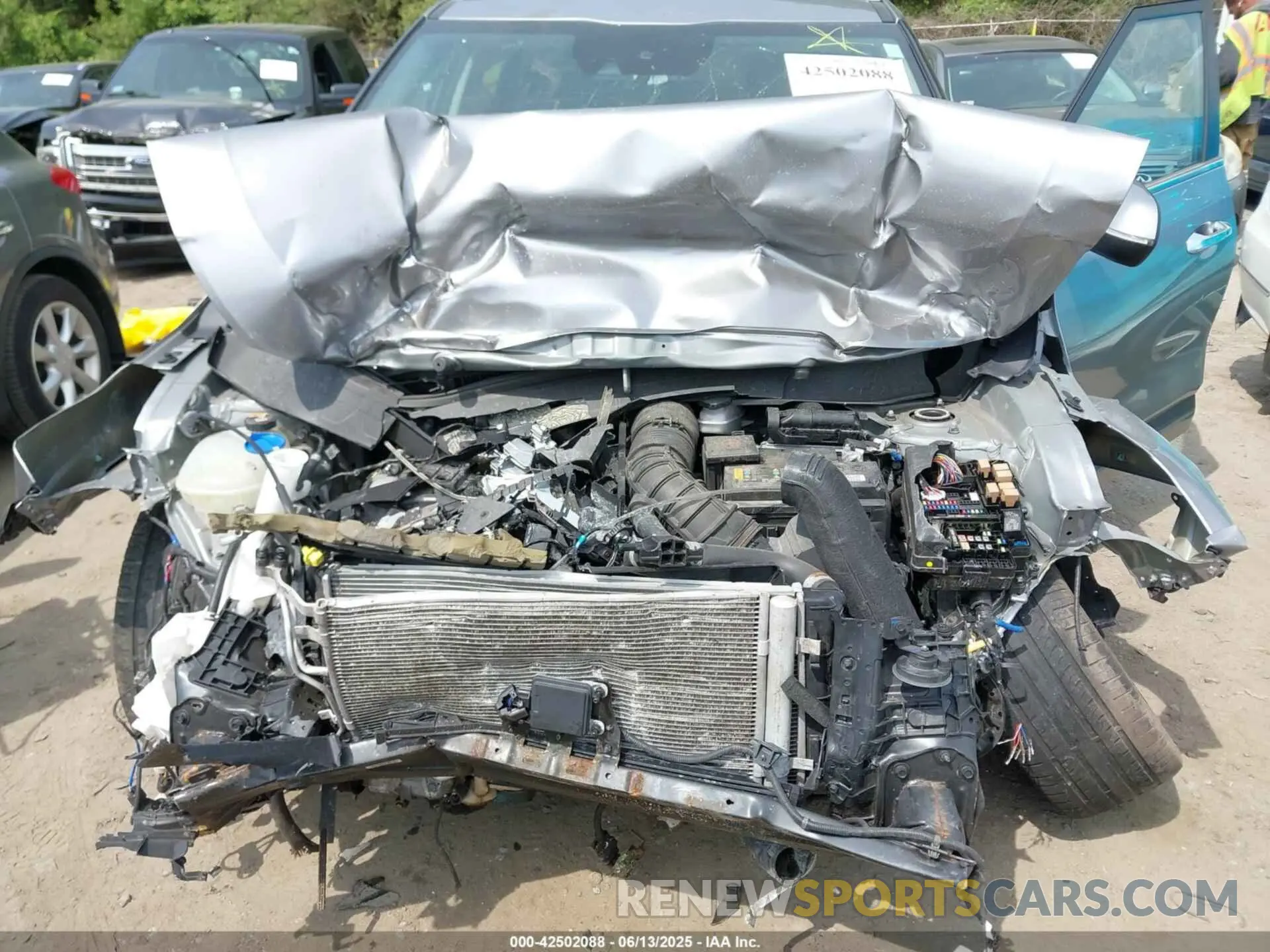 10 Photograph of a damaged car KNDETCA29M7074948 KIA SELTOS 2021
