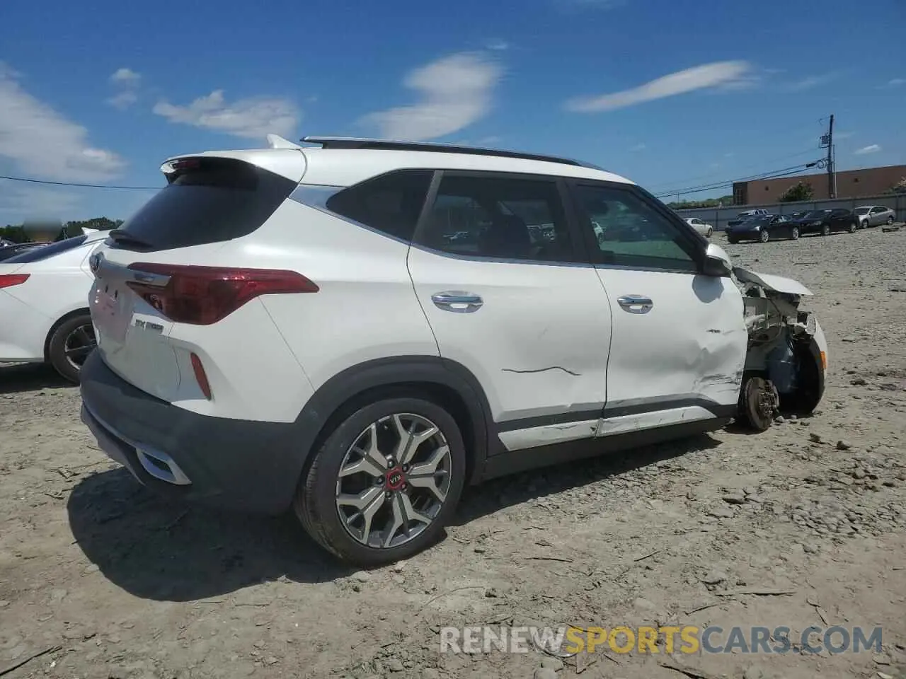 3 Photograph of a damaged car KNDETCA29M7220717 KIA SELTOS 2021