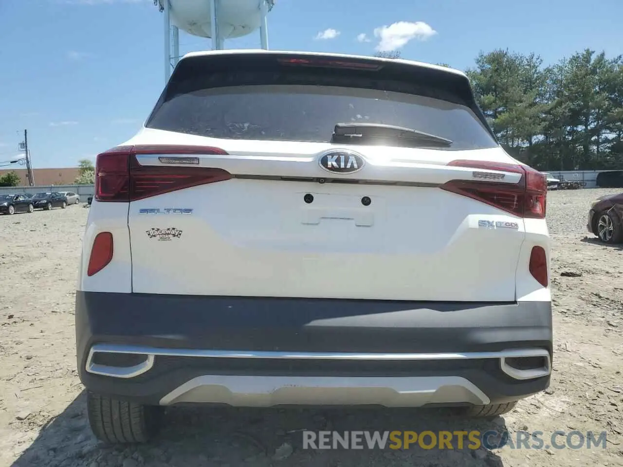 6 Photograph of a damaged car KNDETCA29M7220717 KIA SELTOS 2021