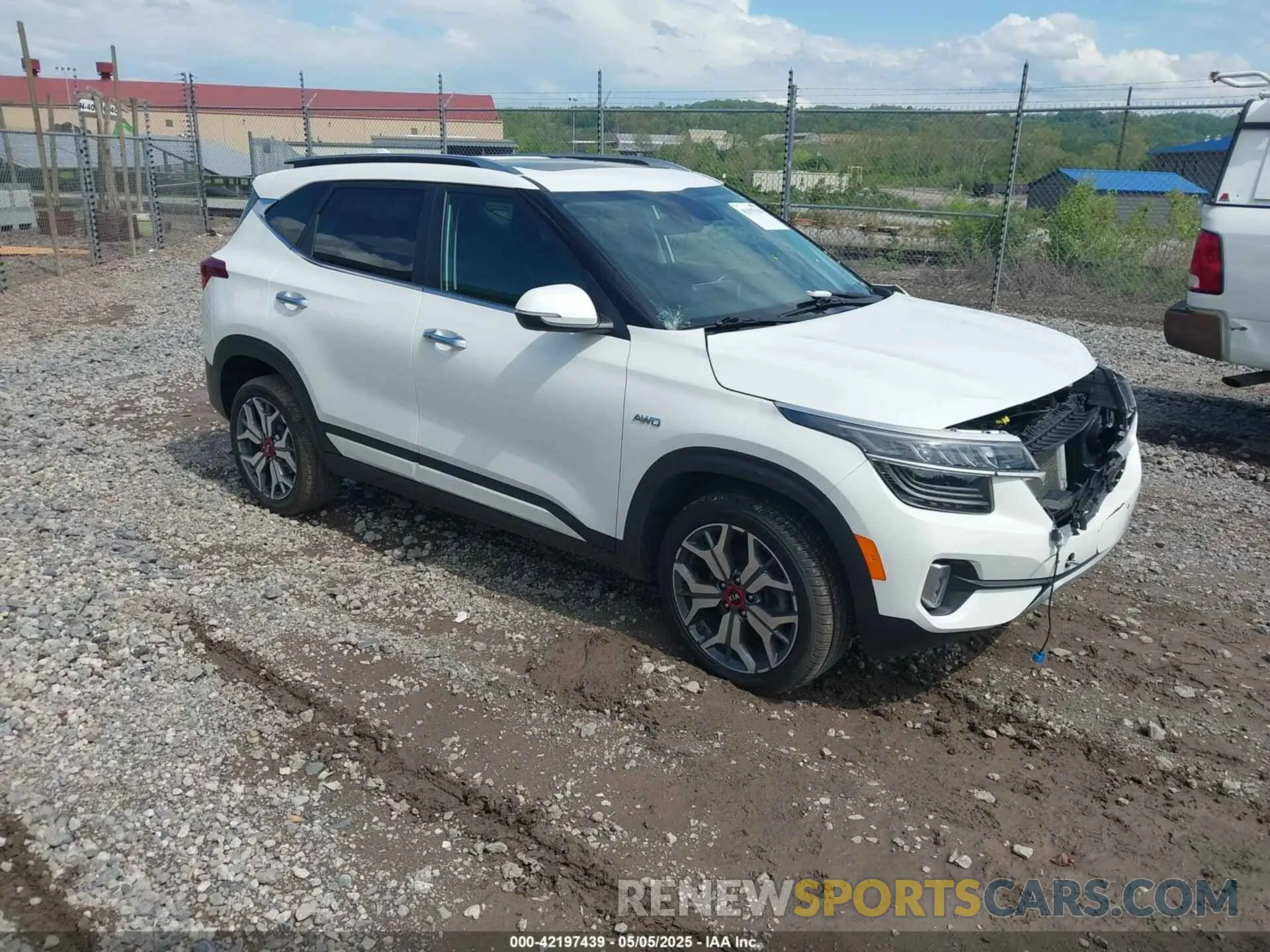 1 Photograph of a damaged car KNDETCA2XM7111926 KIA SELTOS 2021