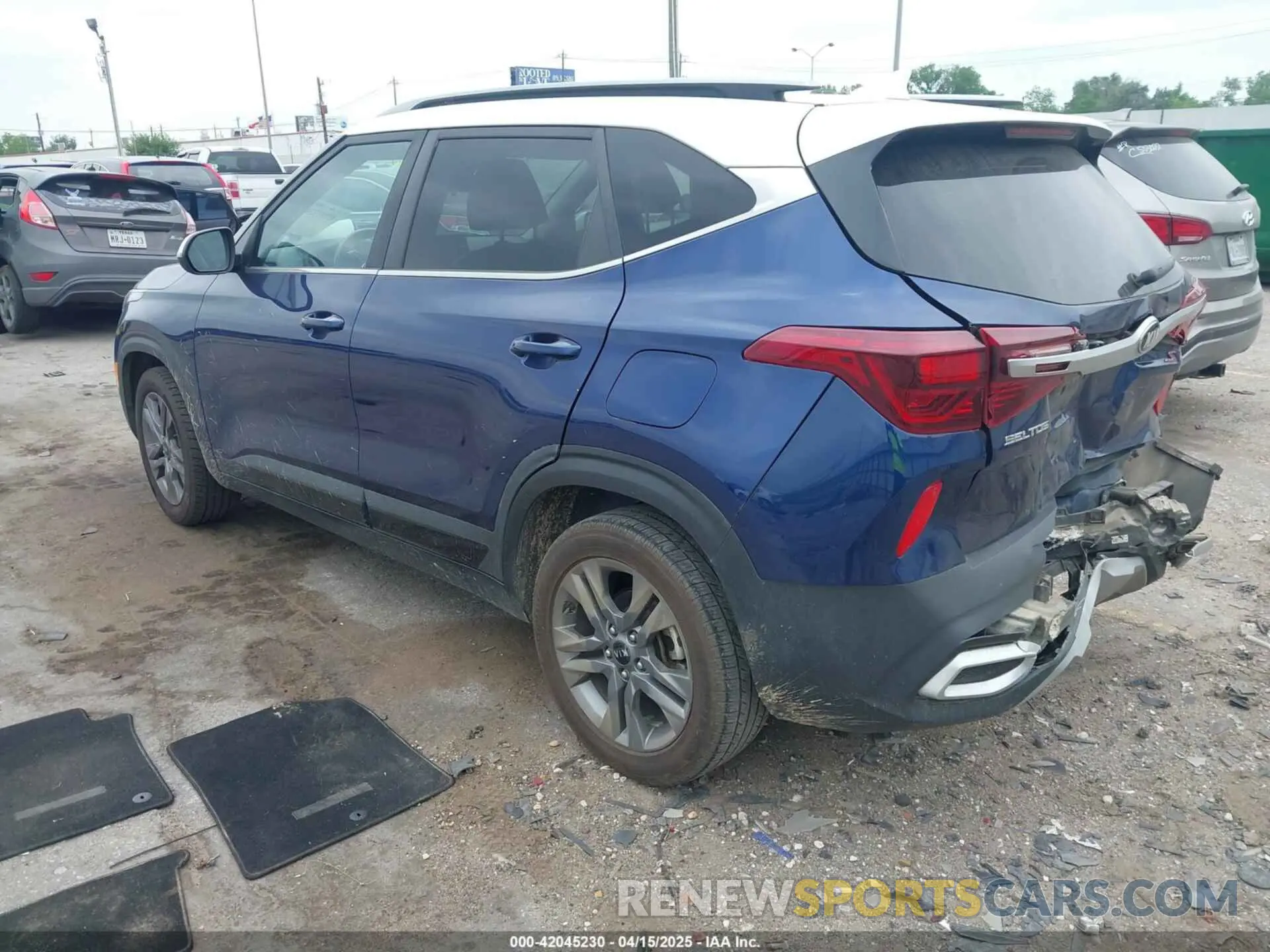 3 Photograph of a damaged car KNDEU2AA0M7058653 KIA SELTOS 2021