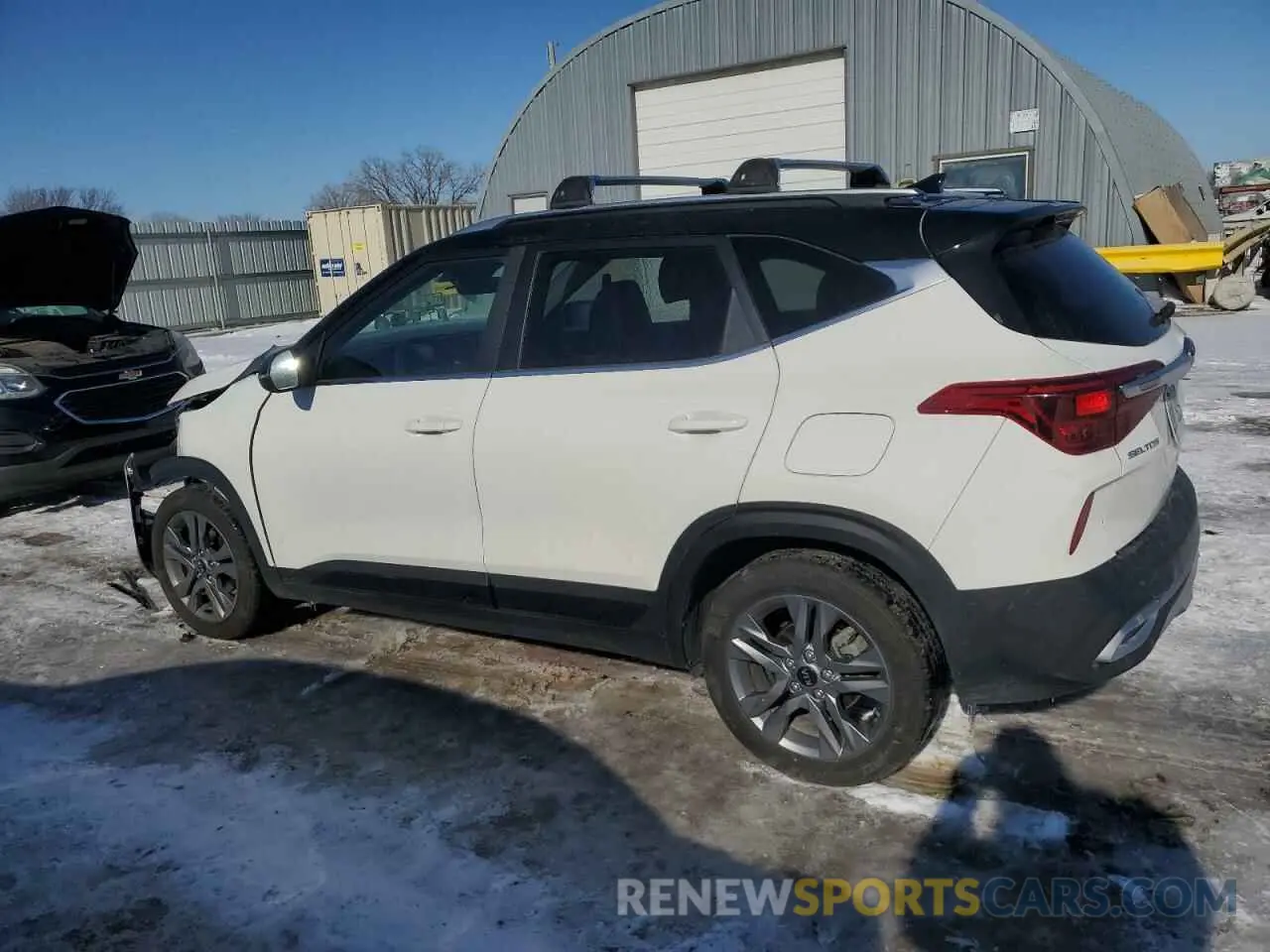 2 Photograph of a damaged car KNDEU2AA0M7130337 KIA SELTOS 2021