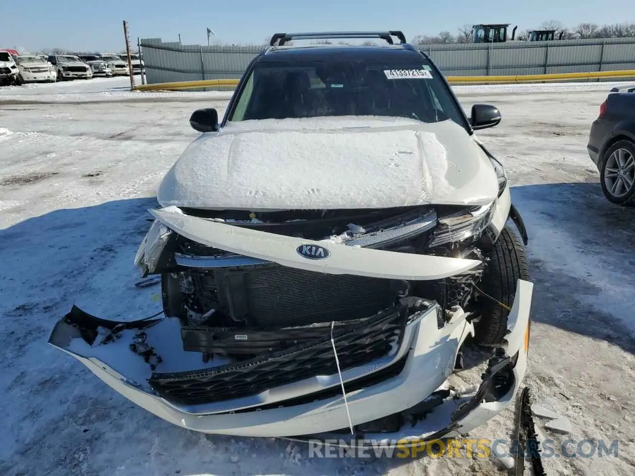 5 Photograph of a damaged car KNDEU2AA0M7130337 KIA SELTOS 2021