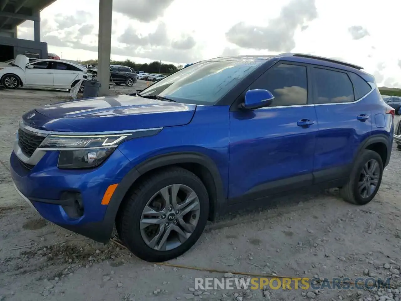 1 Photograph of a damaged car KNDEU2AA2M7088088 KIA SELTOS 2021