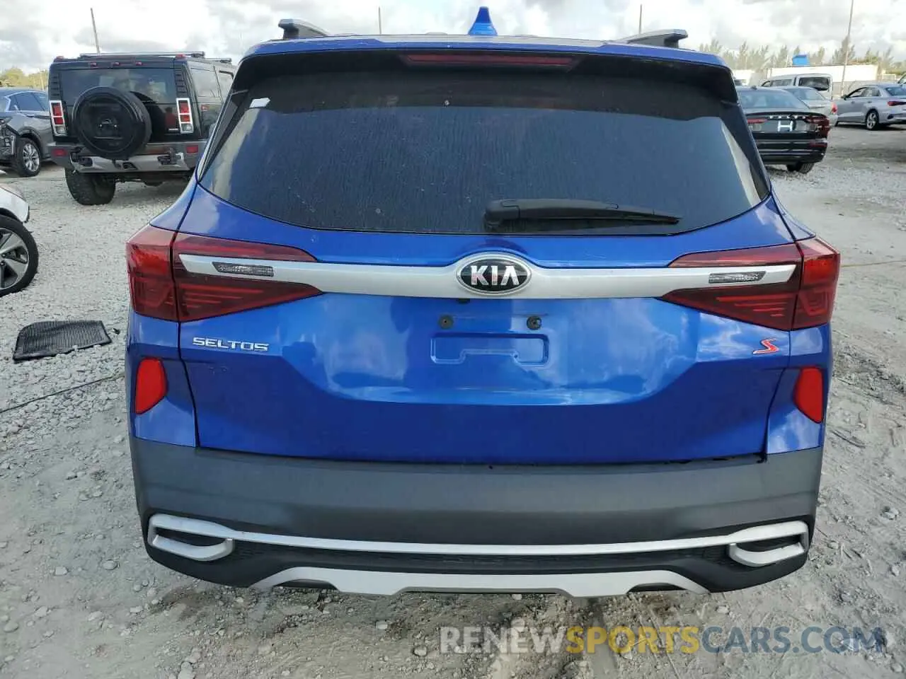 6 Photograph of a damaged car KNDEU2AA2M7088088 KIA SELTOS 2021