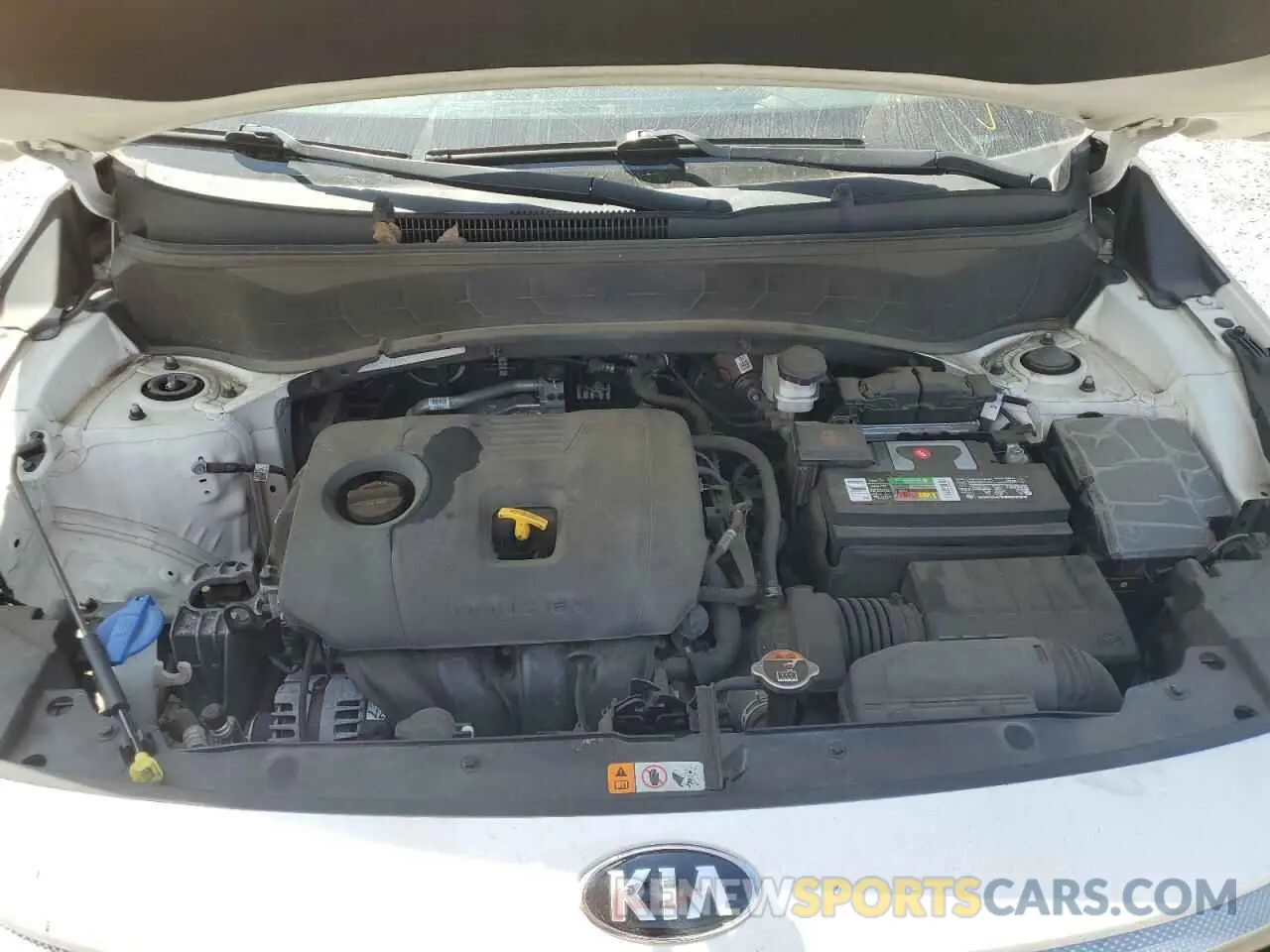 12 Photograph of a damaged car KNDEU2AA2M7140044 KIA SELTOS 2021