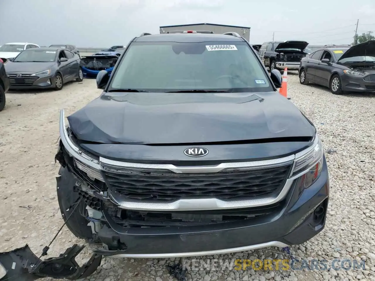5 Photograph of a damaged car KNDEU2AA4M7129983 KIA SELTOS 2021