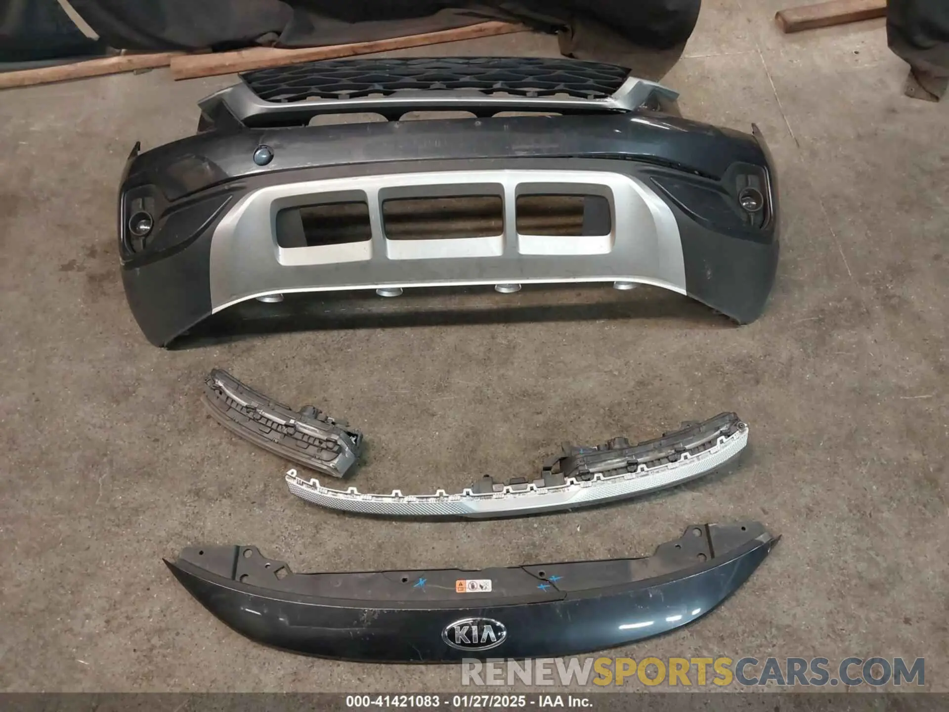 12 Photograph of a damaged car KNDEU2AA5M7227629 KIA SELTOS 2021