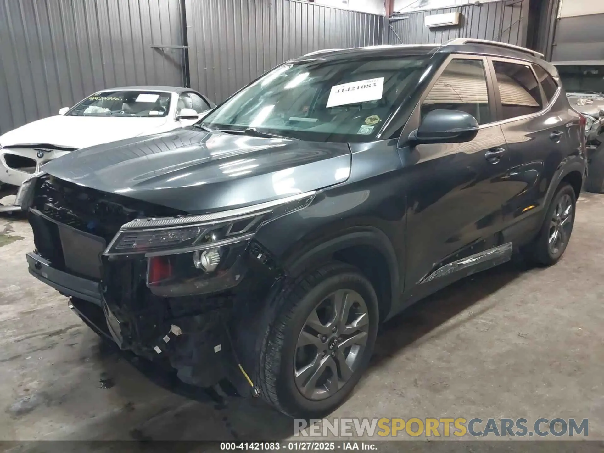 2 Photograph of a damaged car KNDEU2AA5M7227629 KIA SELTOS 2021