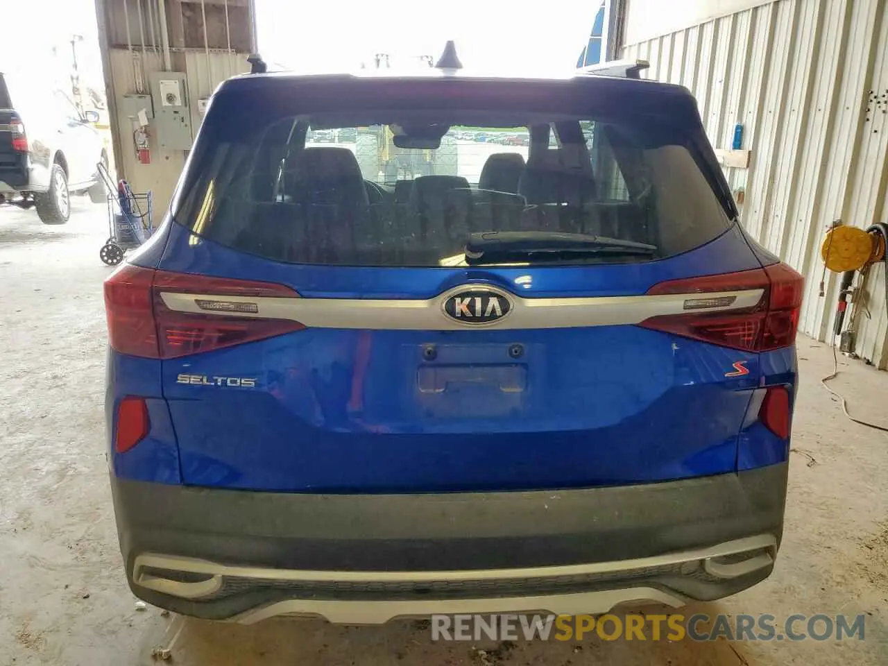6 Photograph of a damaged car KNDEU2AA7M7227096 KIA SELTOS 2021