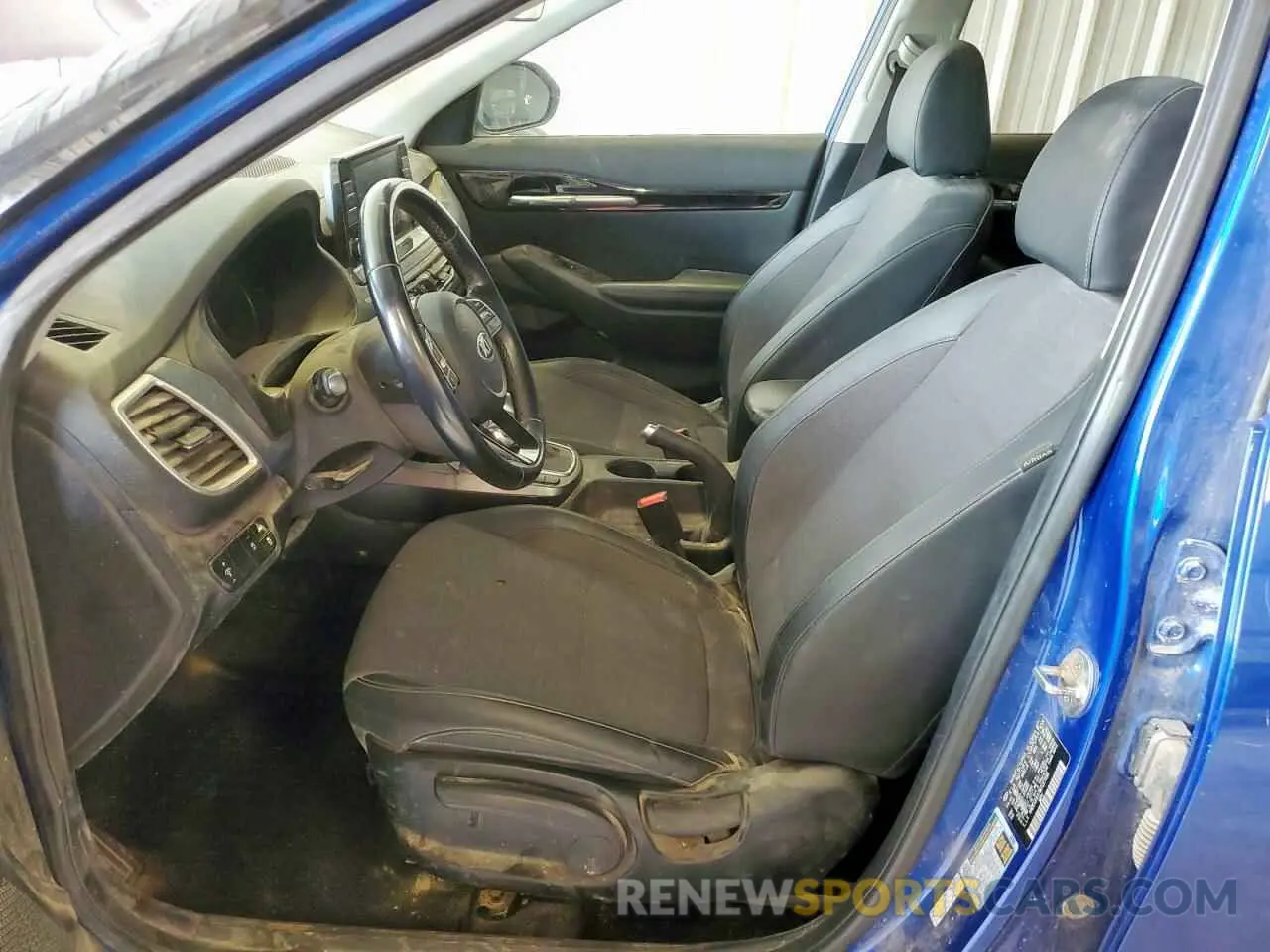 7 Photograph of a damaged car KNDEU2AA7M7227096 KIA SELTOS 2021