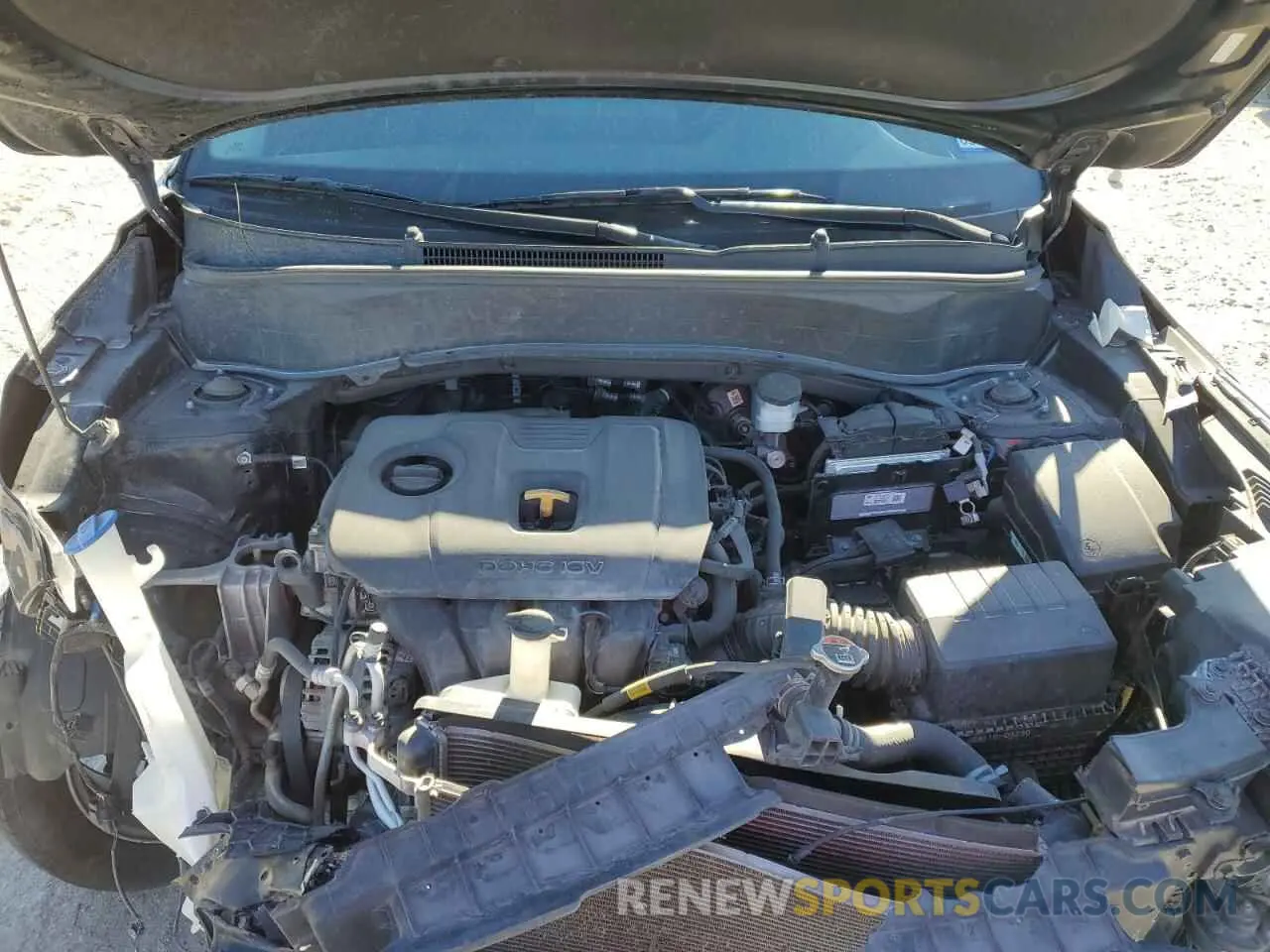 12 Photograph of a damaged car KNDEU2AA8M7105024 KIA SELTOS 2021