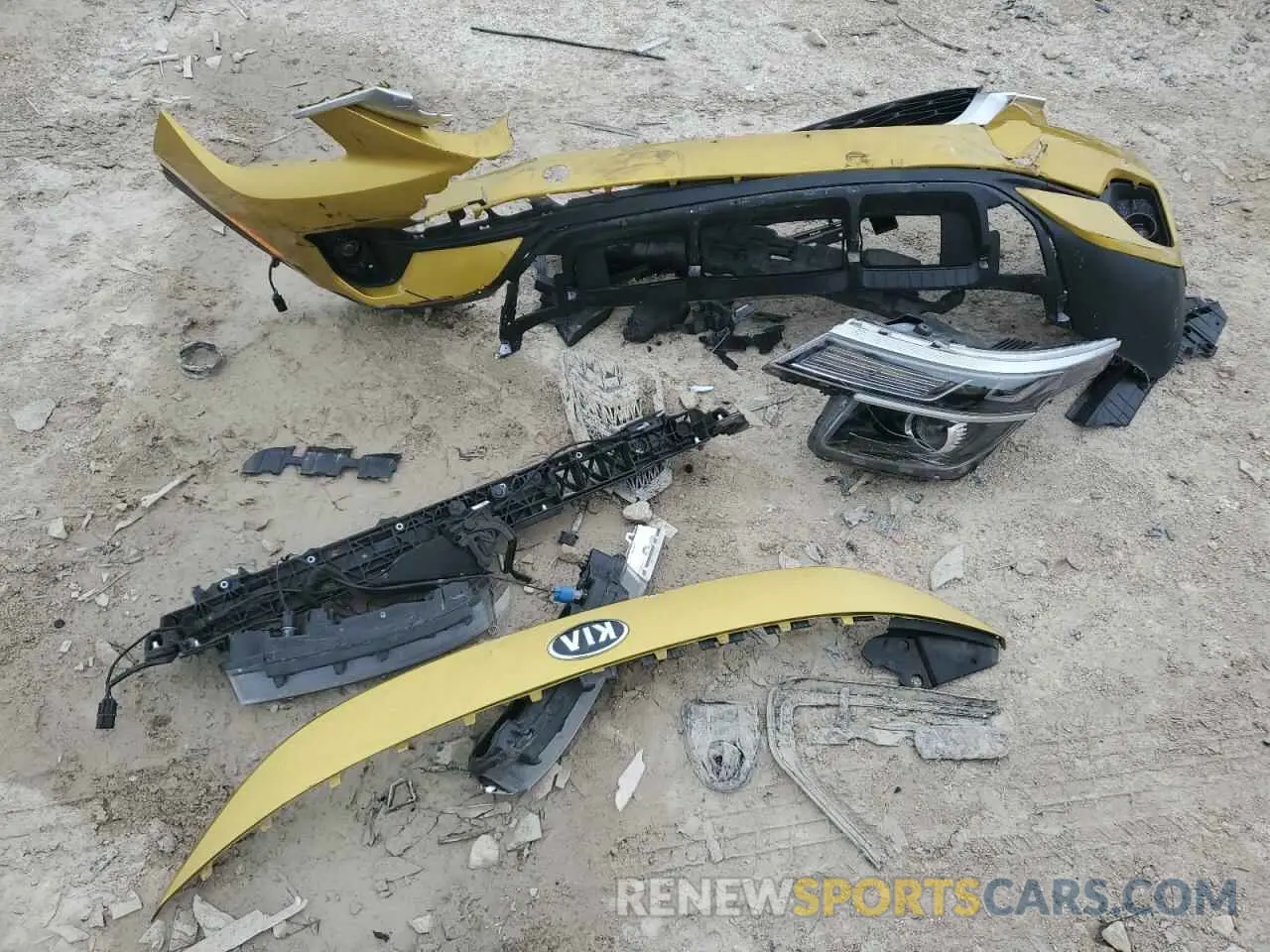 12 Photograph of a damaged car KNDEU2AA8M7151033 KIA SELTOS 2021