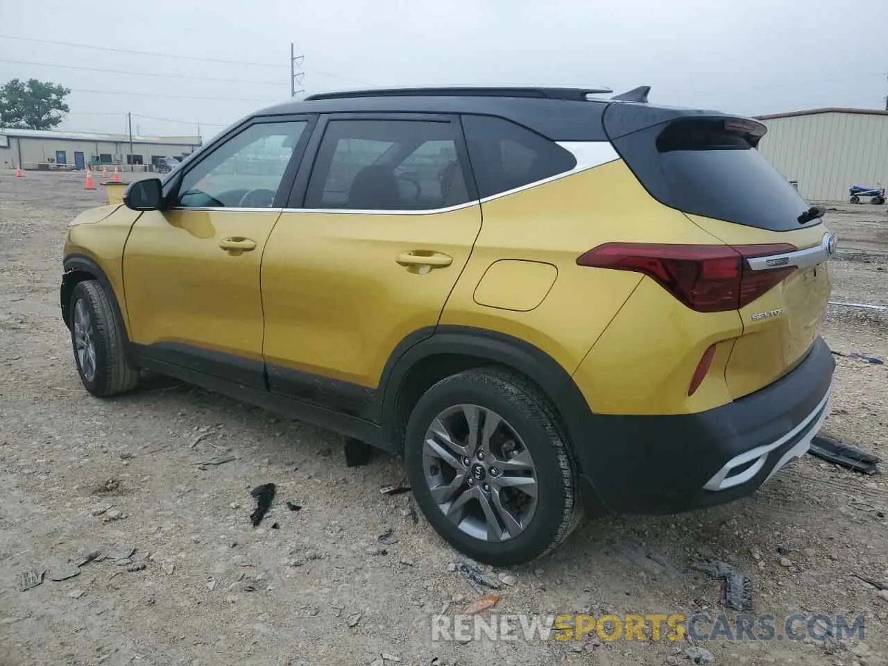 2 Photograph of a damaged car KNDEU2AA8M7151033 KIA SELTOS 2021