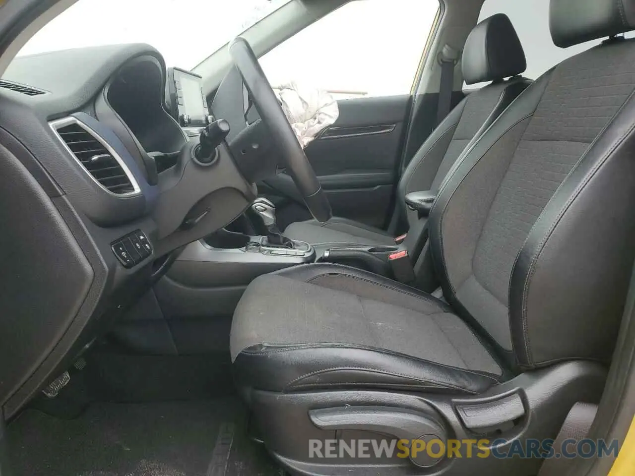7 Photograph of a damaged car KNDEU2AA8M7151033 KIA SELTOS 2021