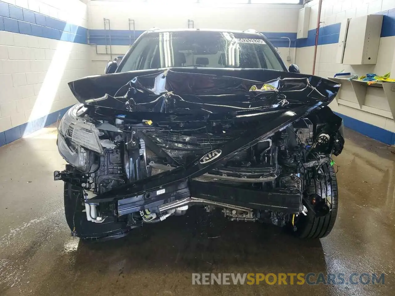 5 Photograph of a damaged car KNDEU2AA9M7088461 KIA SELTOS 2021