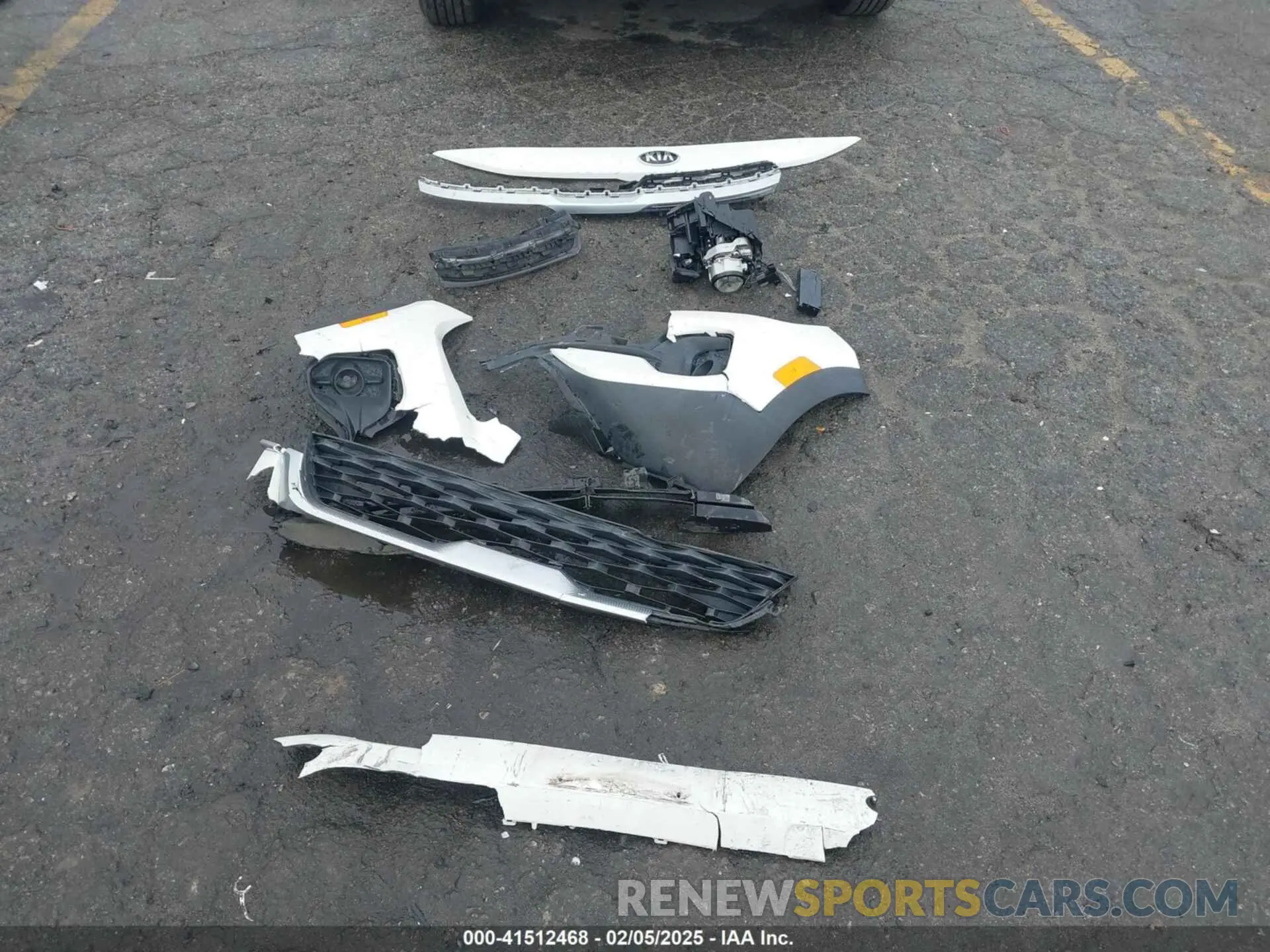 12 Photograph of a damaged car KNDEU2AAXM7058210 KIA SELTOS 2021