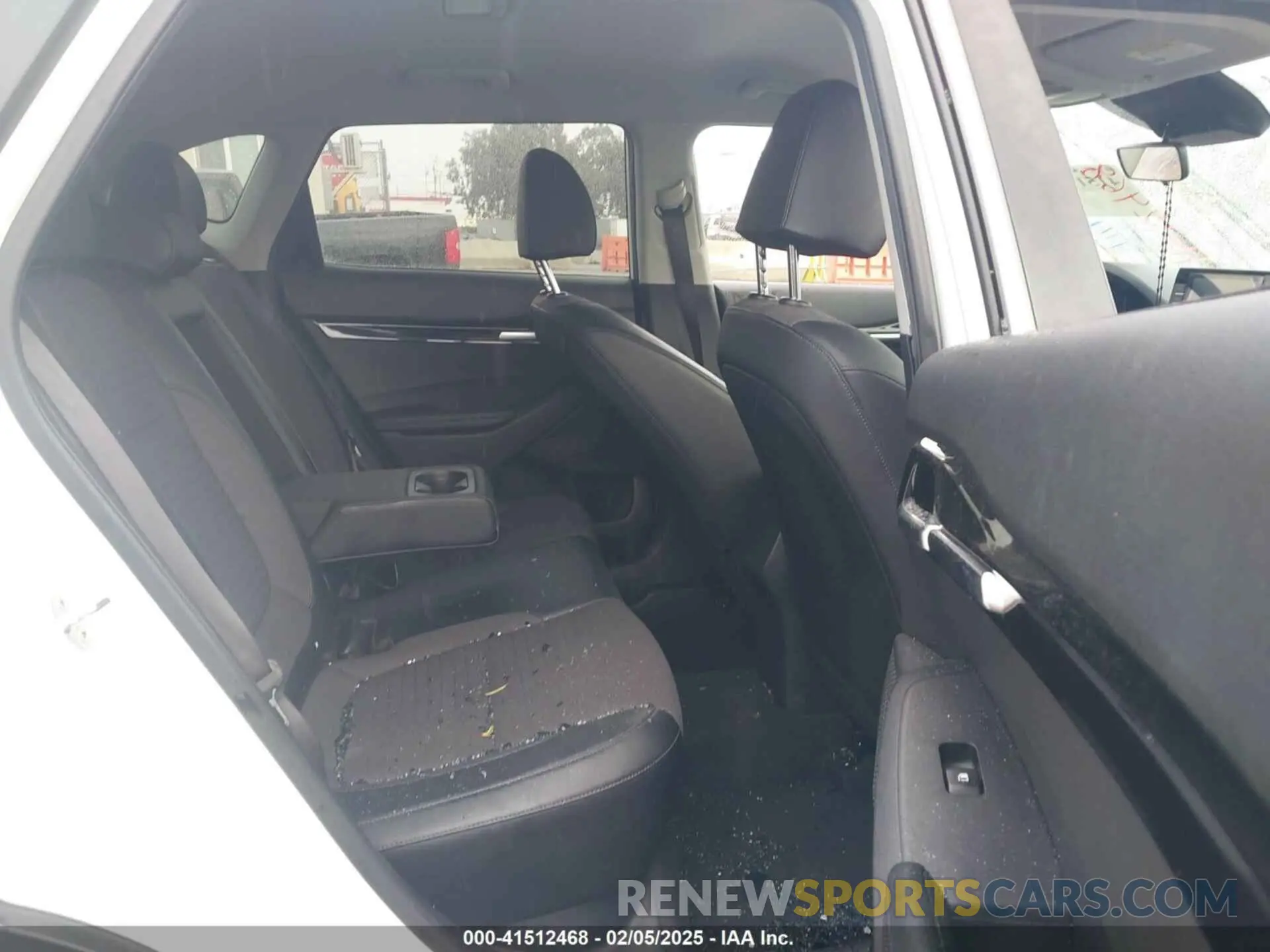 8 Photograph of a damaged car KNDEU2AAXM7058210 KIA SELTOS 2021