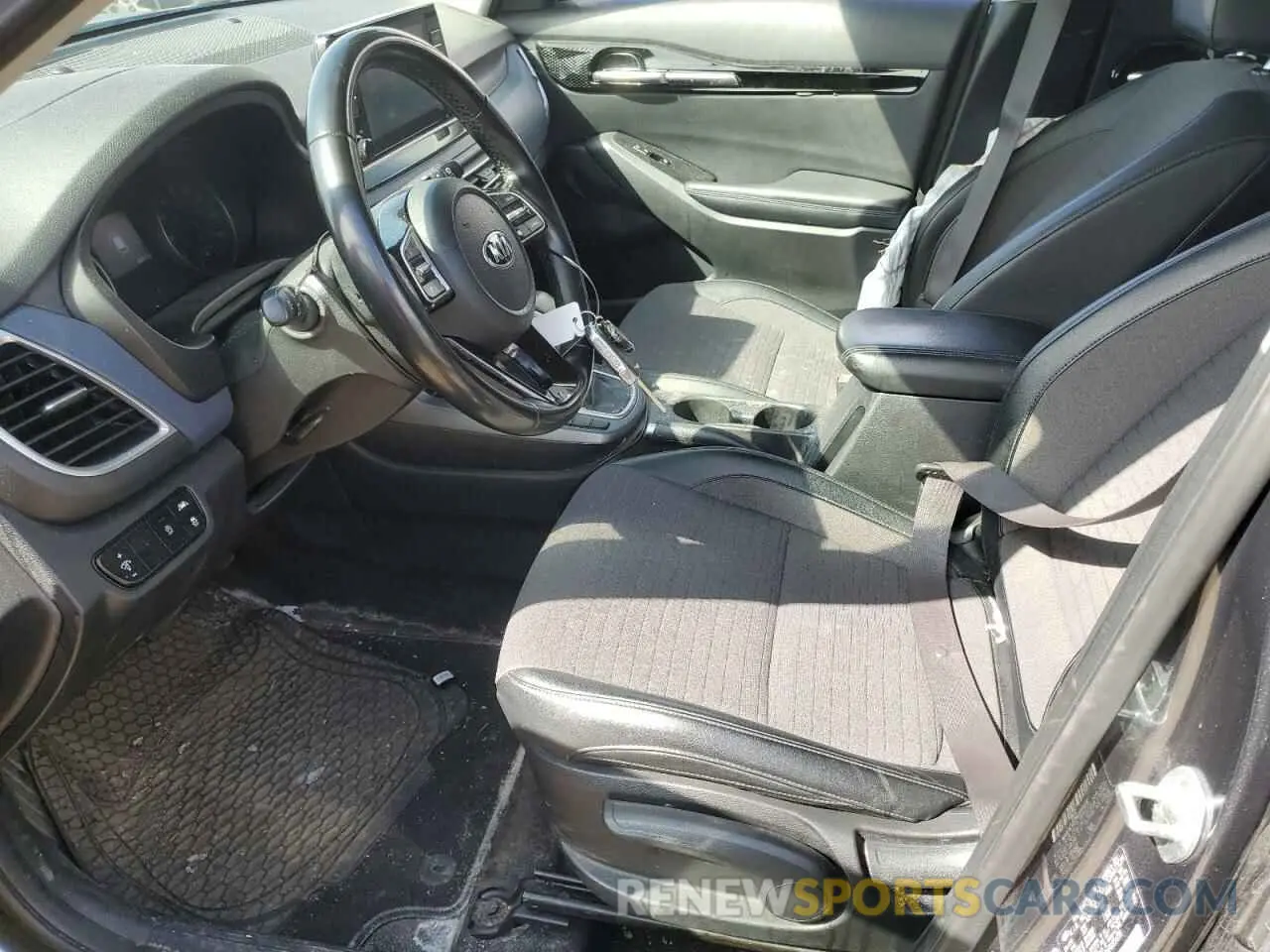 7 Photograph of a damaged car KNDEUCA20M7055458 KIA SELTOS 2021